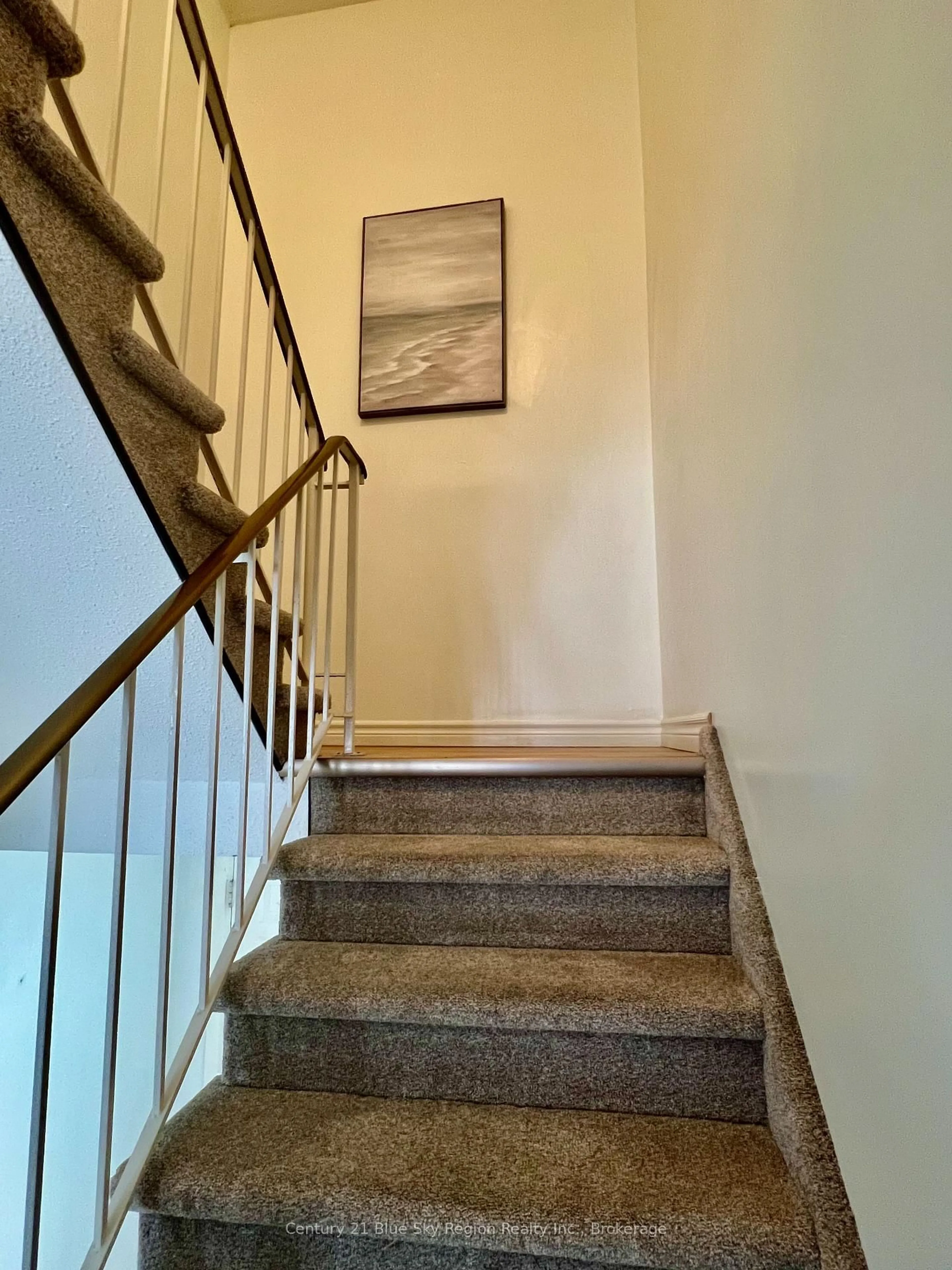 Stairs for 450 Lakeshore Dr #A4, North Bay Ontario P1A 2E1