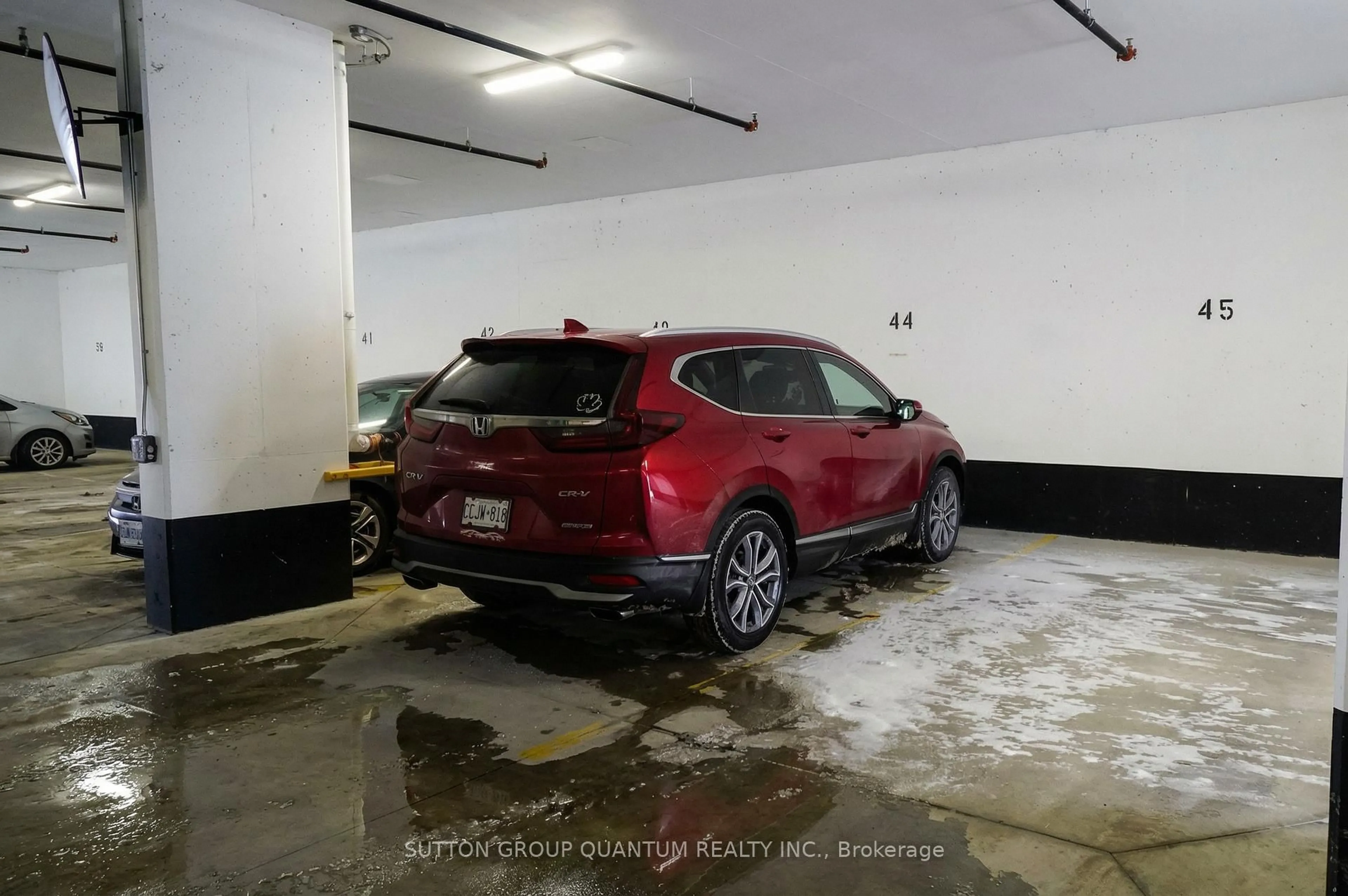 Parking for 7 Erie Ave #801, Brantford Ontario N3S 0K5