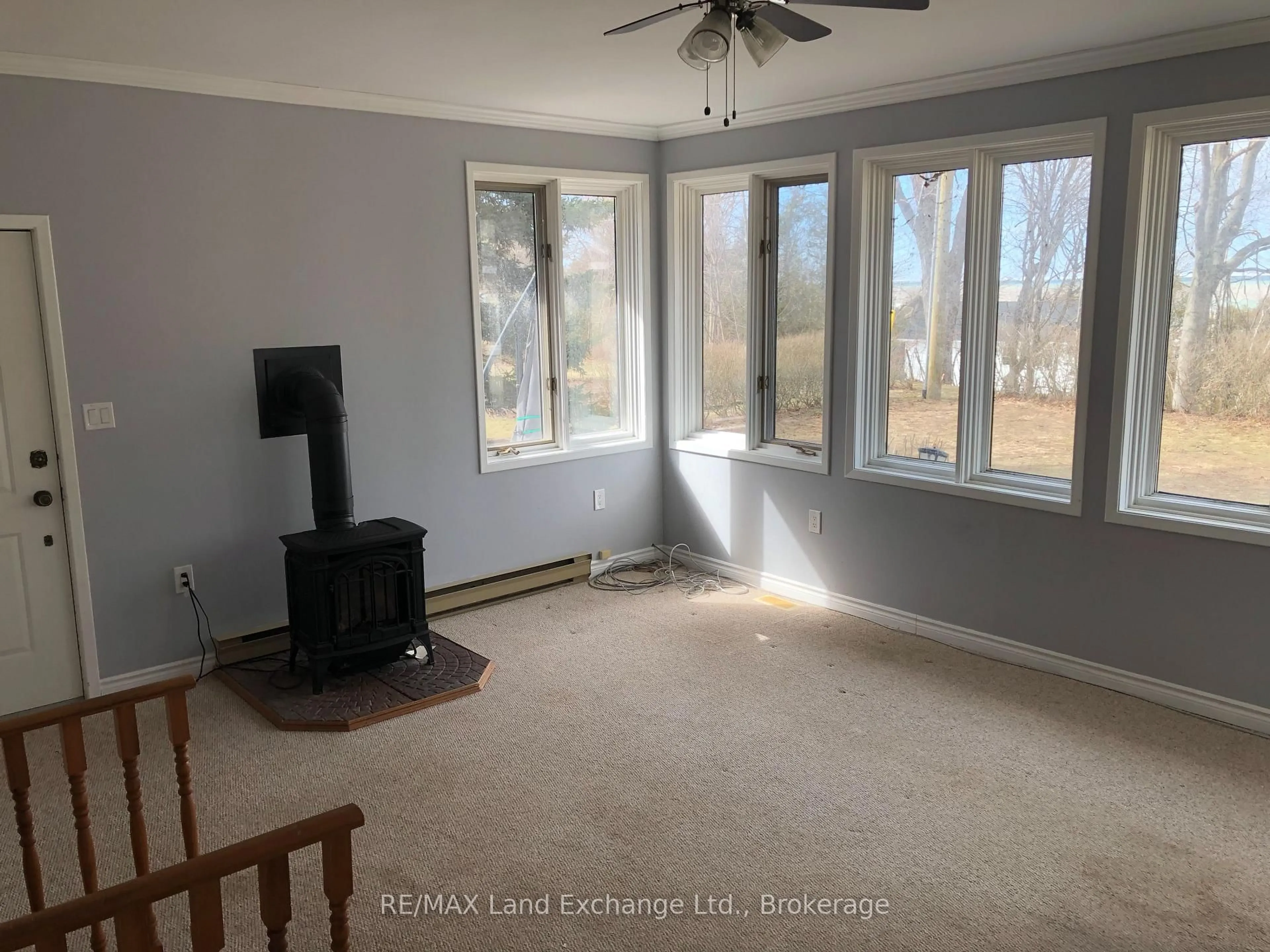 A pic of a room for 16 Penetangore Row, Huron-Kinloss Ontario N2Z 2N6