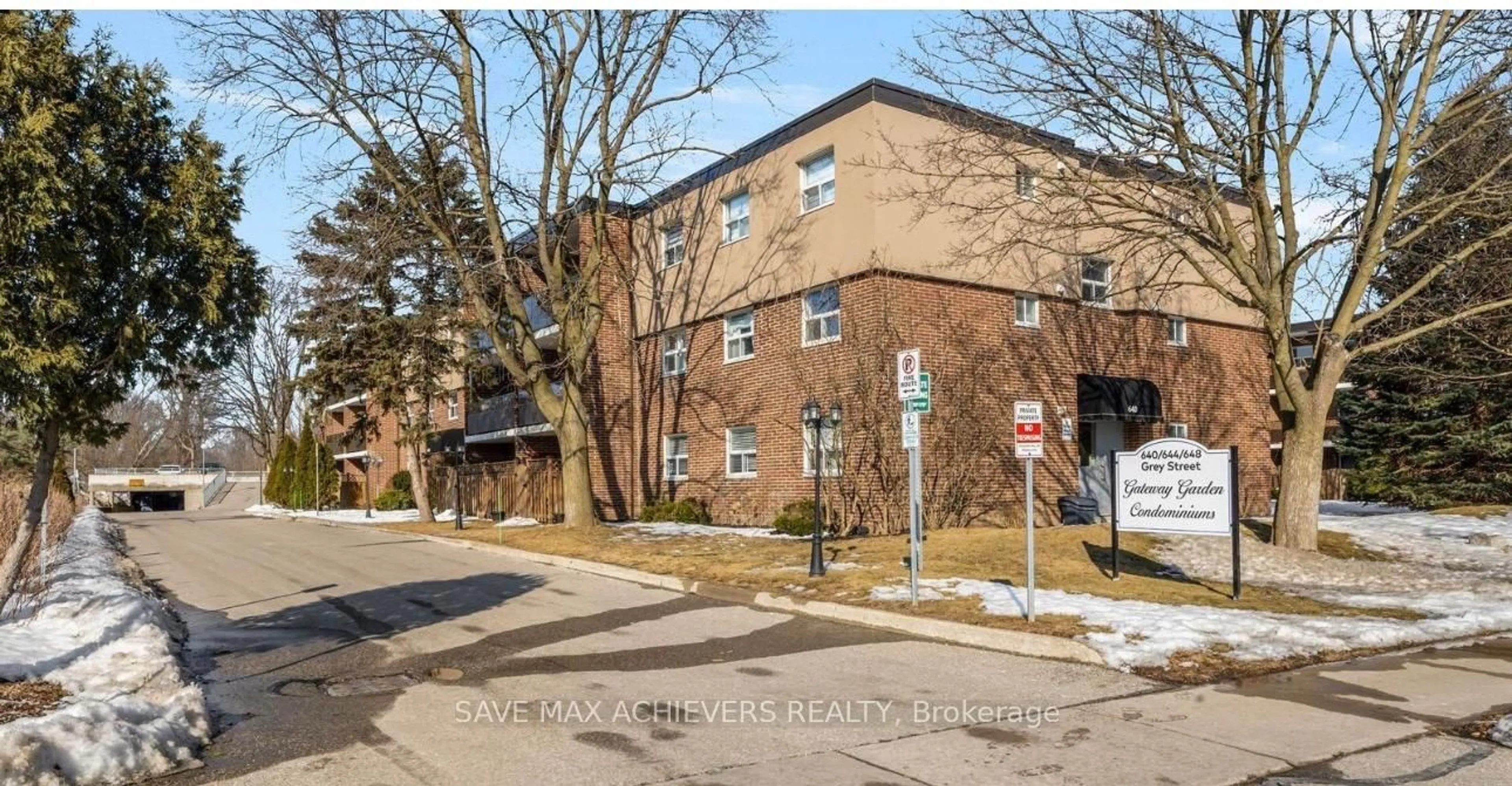 Unknown for 640 Grey St #107, Brantford Ontario N3S 4Y3