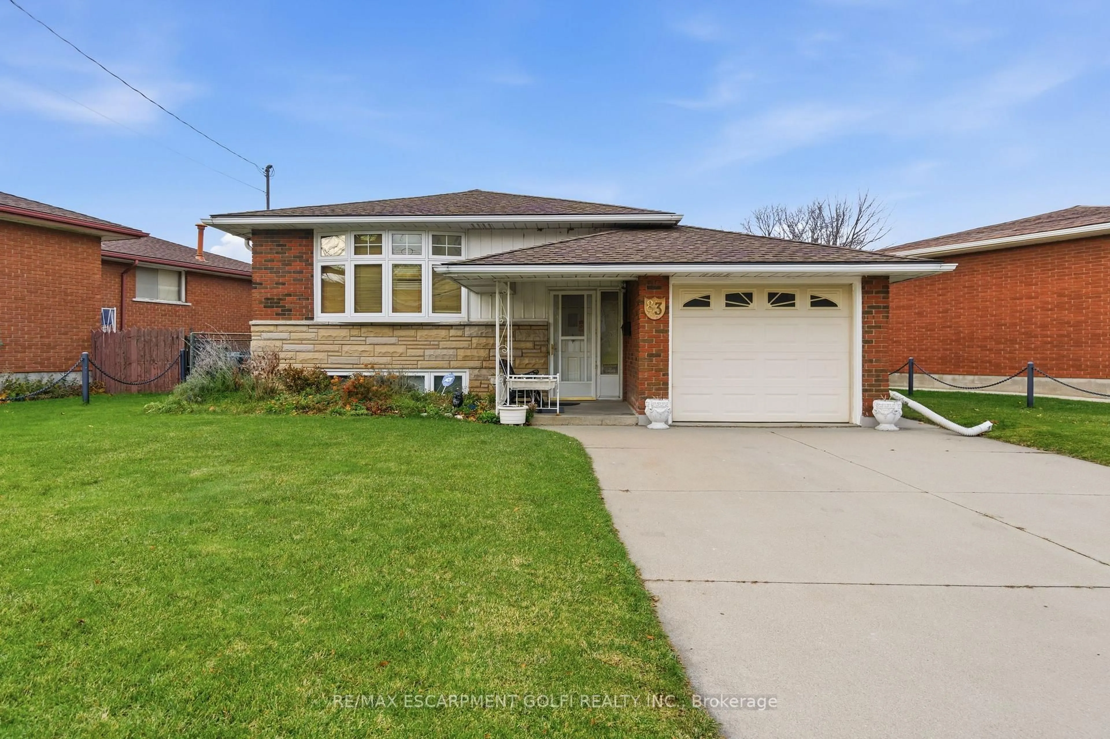 Home with brick exterior material, street for 83 RIVERDALE Dr, Hamilton Ontario L8E 1K2