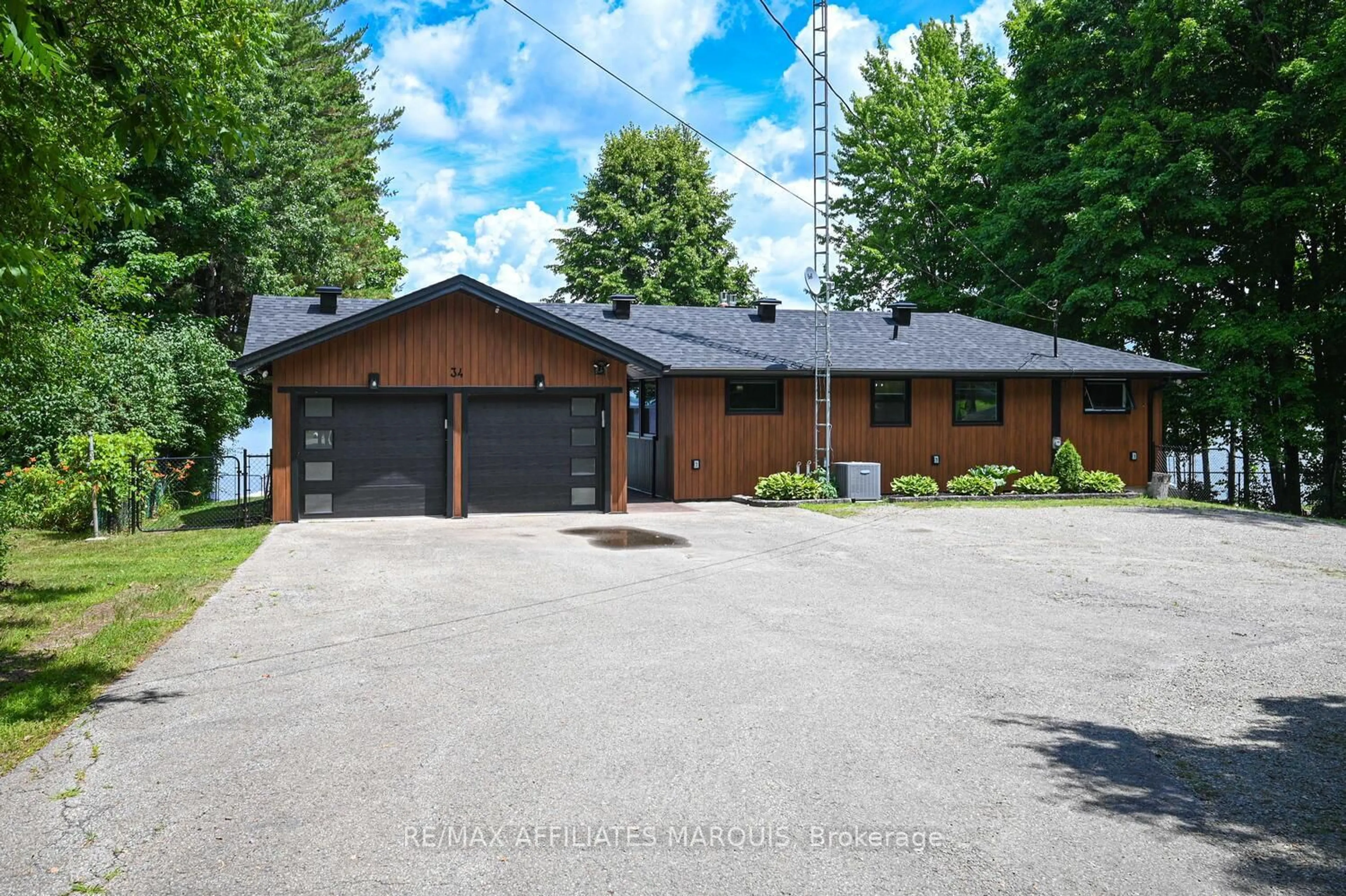 Unknown for 34 R7 Rd, Rideau Lakes Ontario K0G 1L0