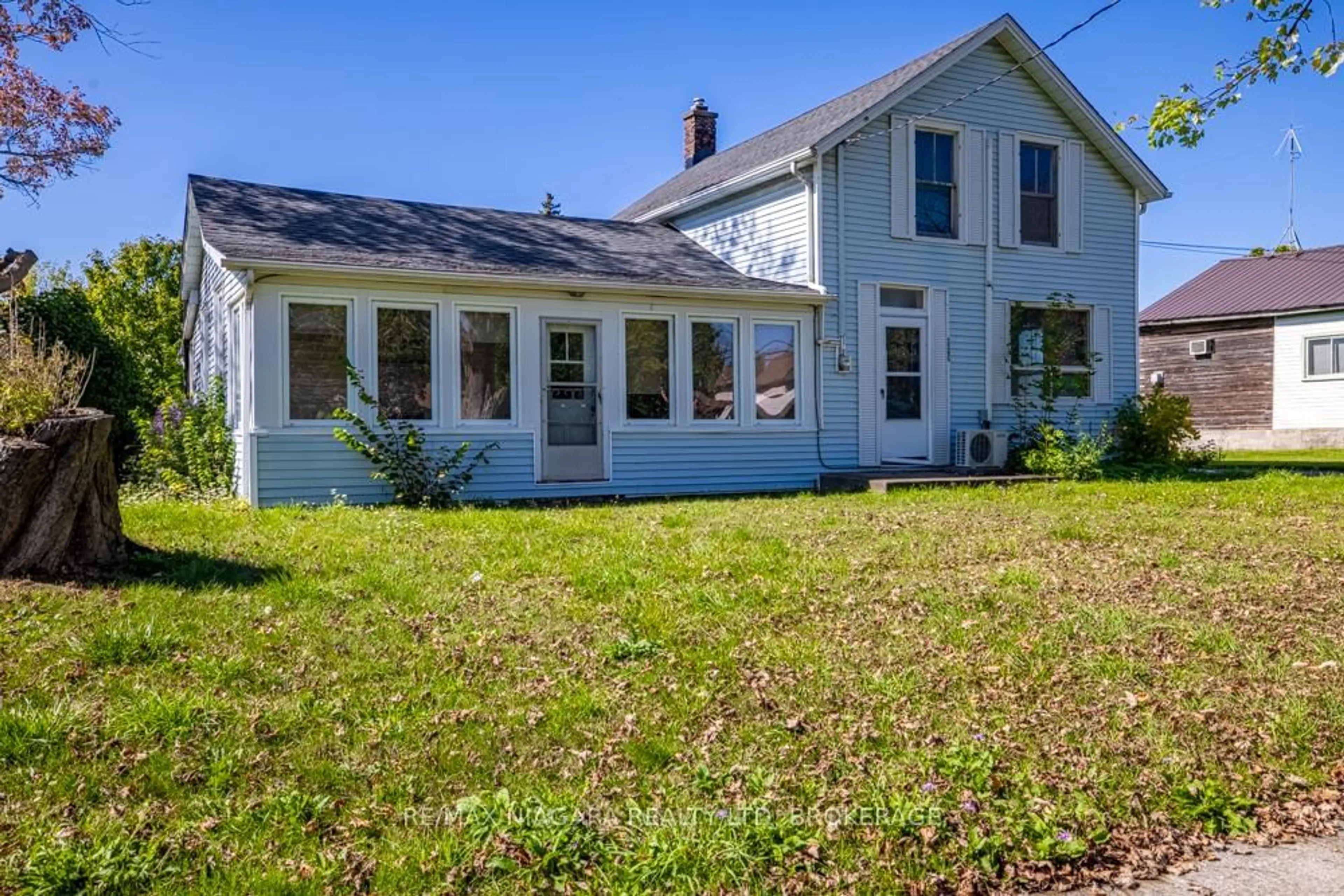 Unknown for 2295 CENTRE St, Thorold Ontario L0S 1A0