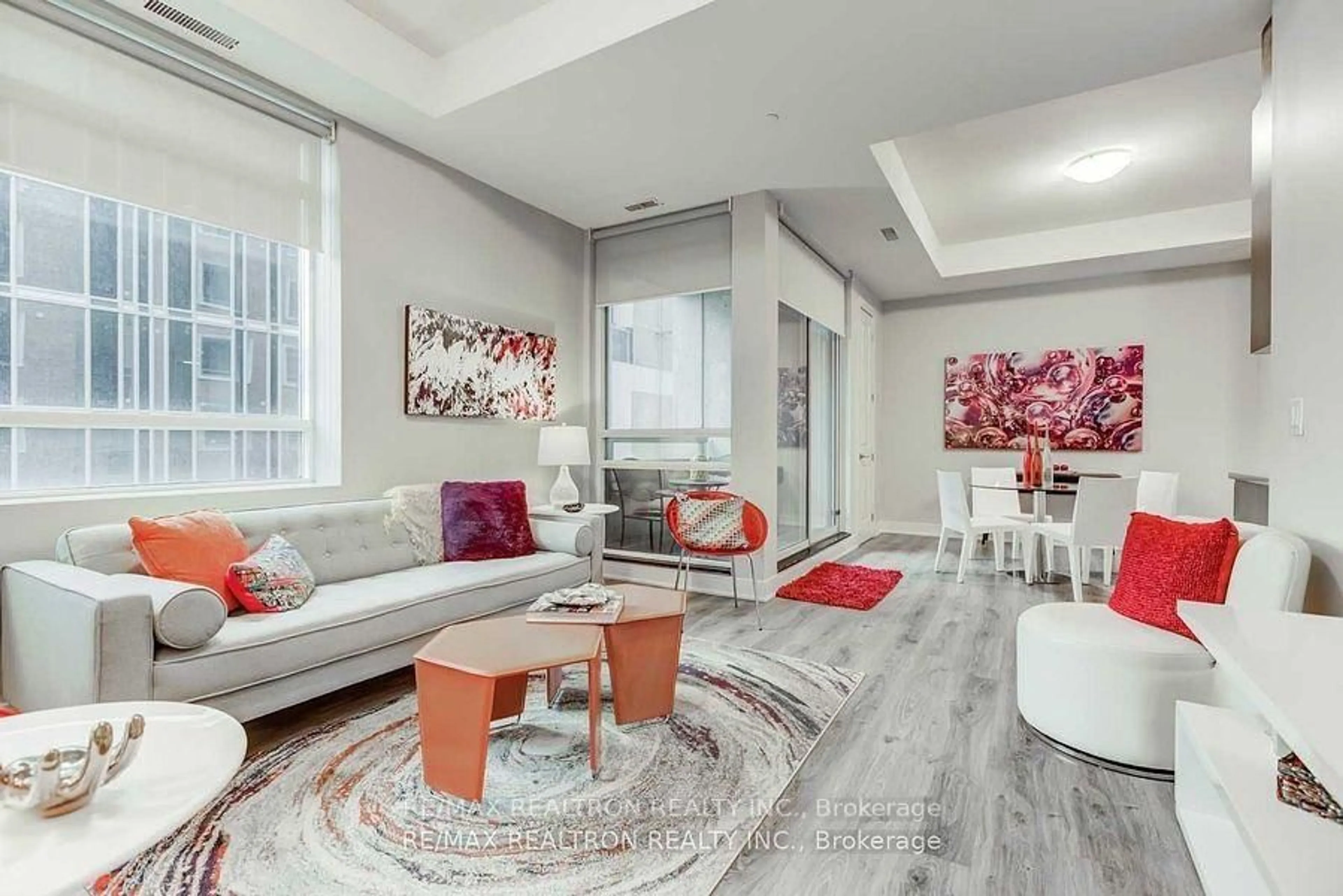 Living room with furniture, unknown for 150 Main St #516, Hamilton Ontario L8P 1H8