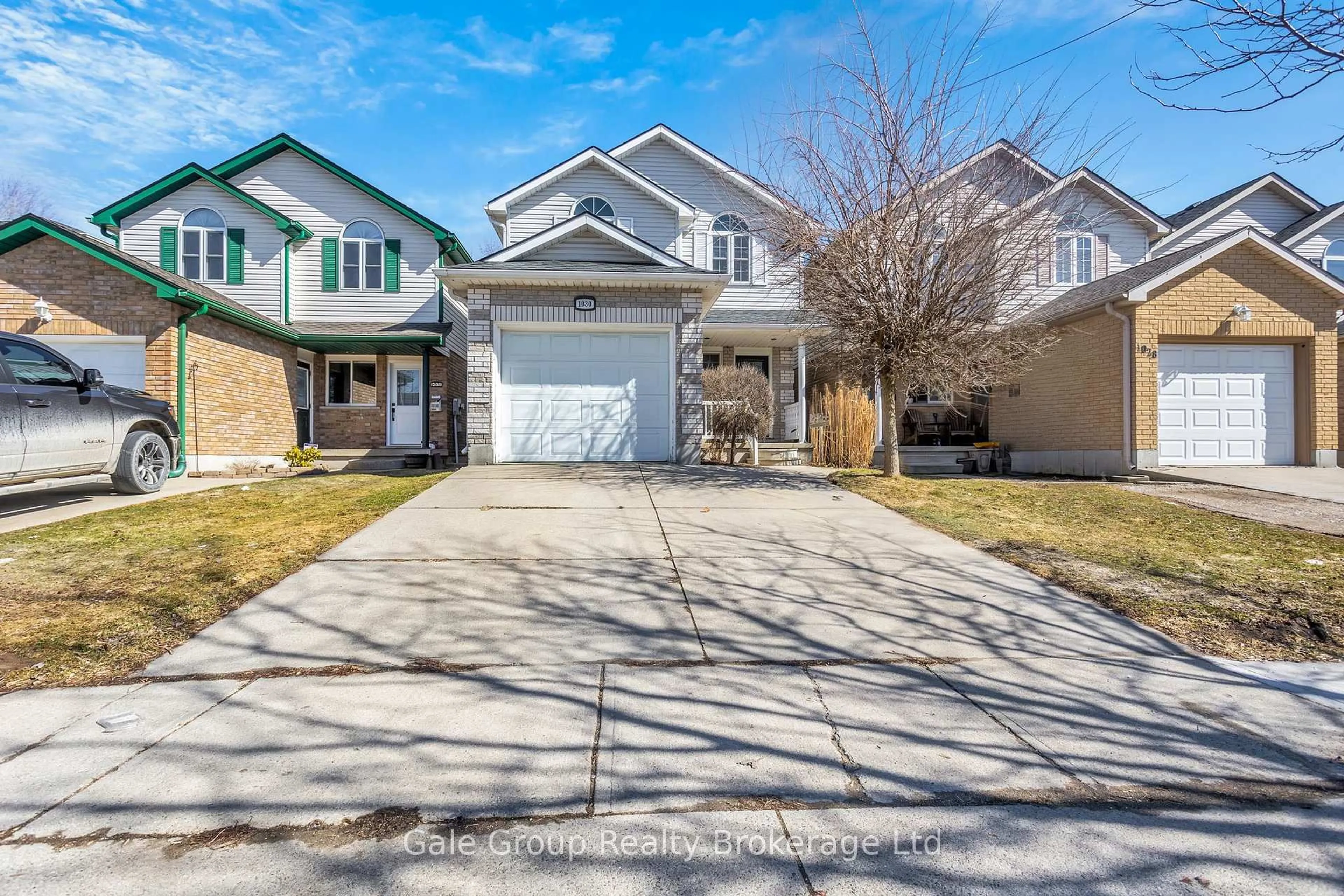 Home with vinyl exterior material, street for 1030 Pearson Dr, Woodstock Ontario N4S 8V1