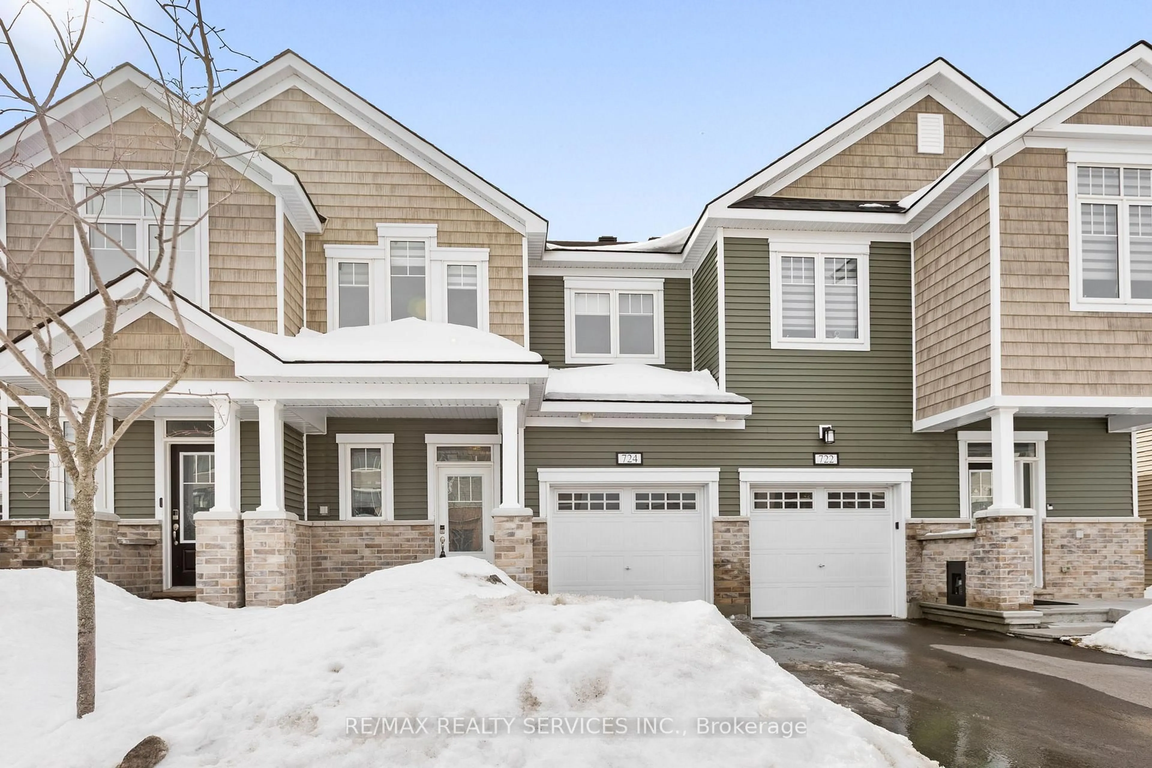 Home with brick exterior material, street for 724 Rouncey Rd, Ottawa Ontario K2S 1B6