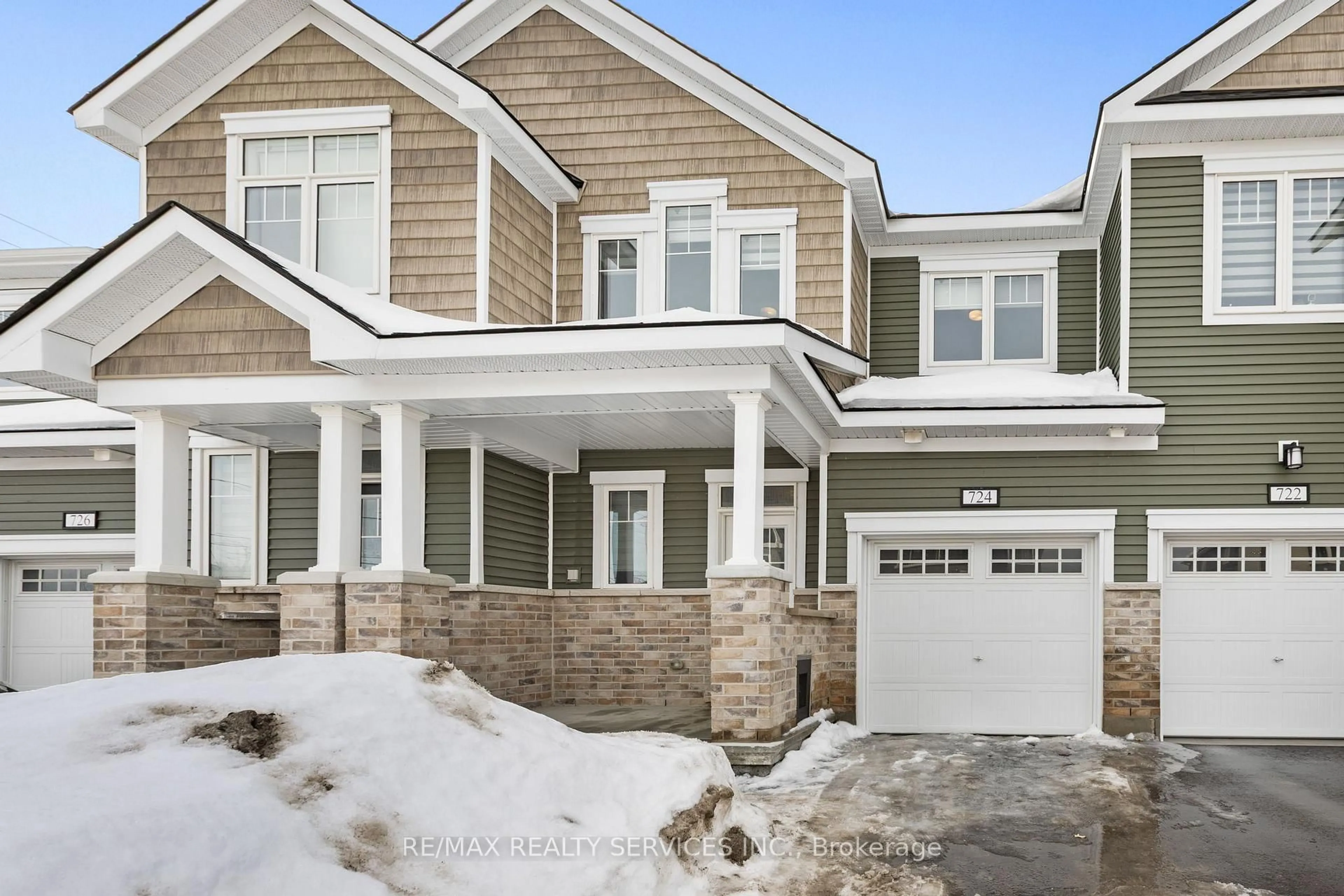 Home with brick exterior material, street for 724 Rouncey Rd, Ottawa Ontario K2S 1B6