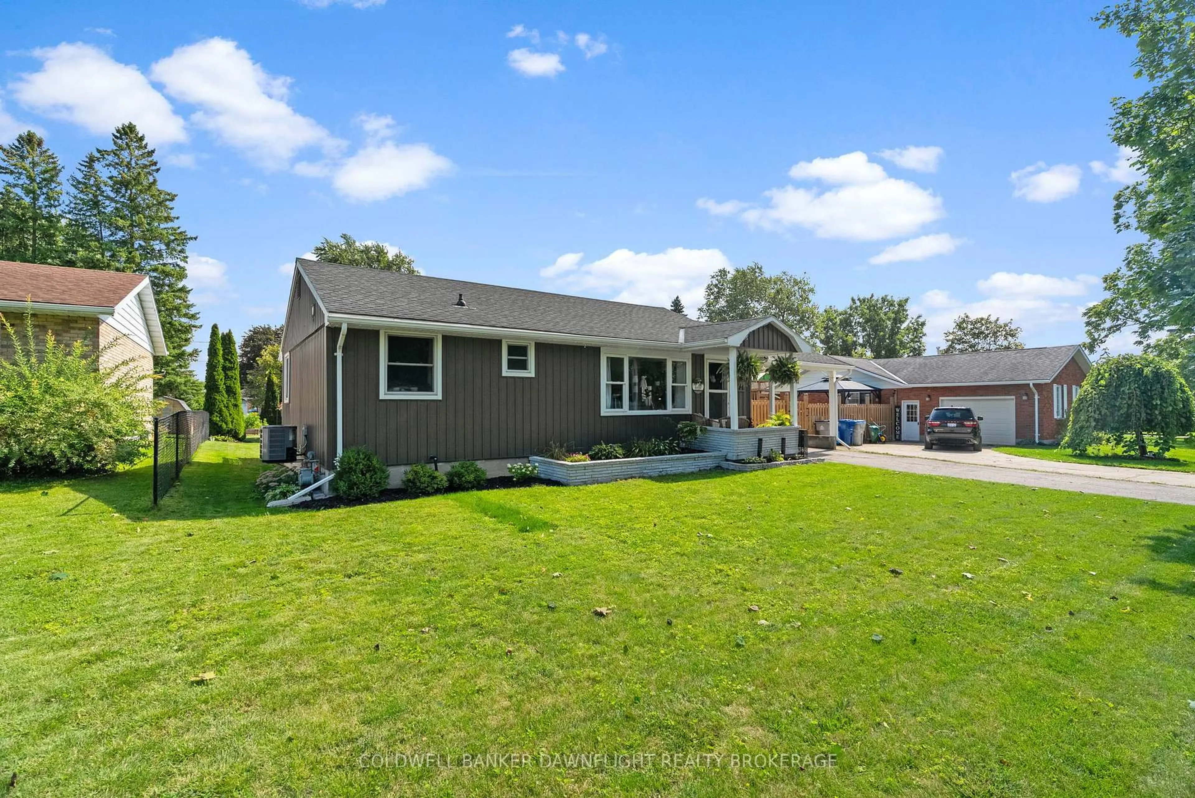 Home with vinyl exterior material, street for 74 East William St, Huron East Ontario N0K 1W0