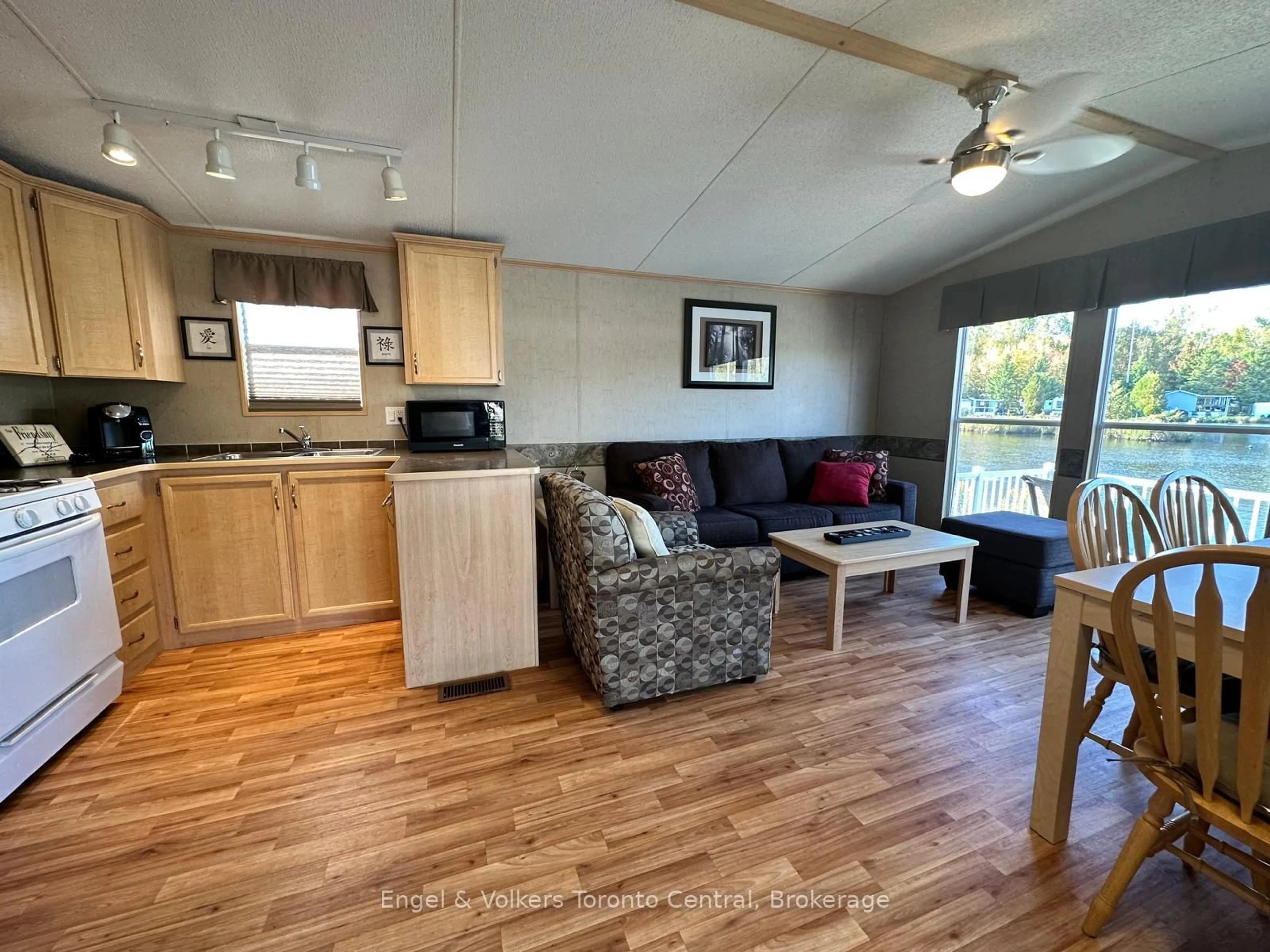 Unknown for 7489 SIDEROAD 5 #T103, Wellington North Ontario N0G 2L0