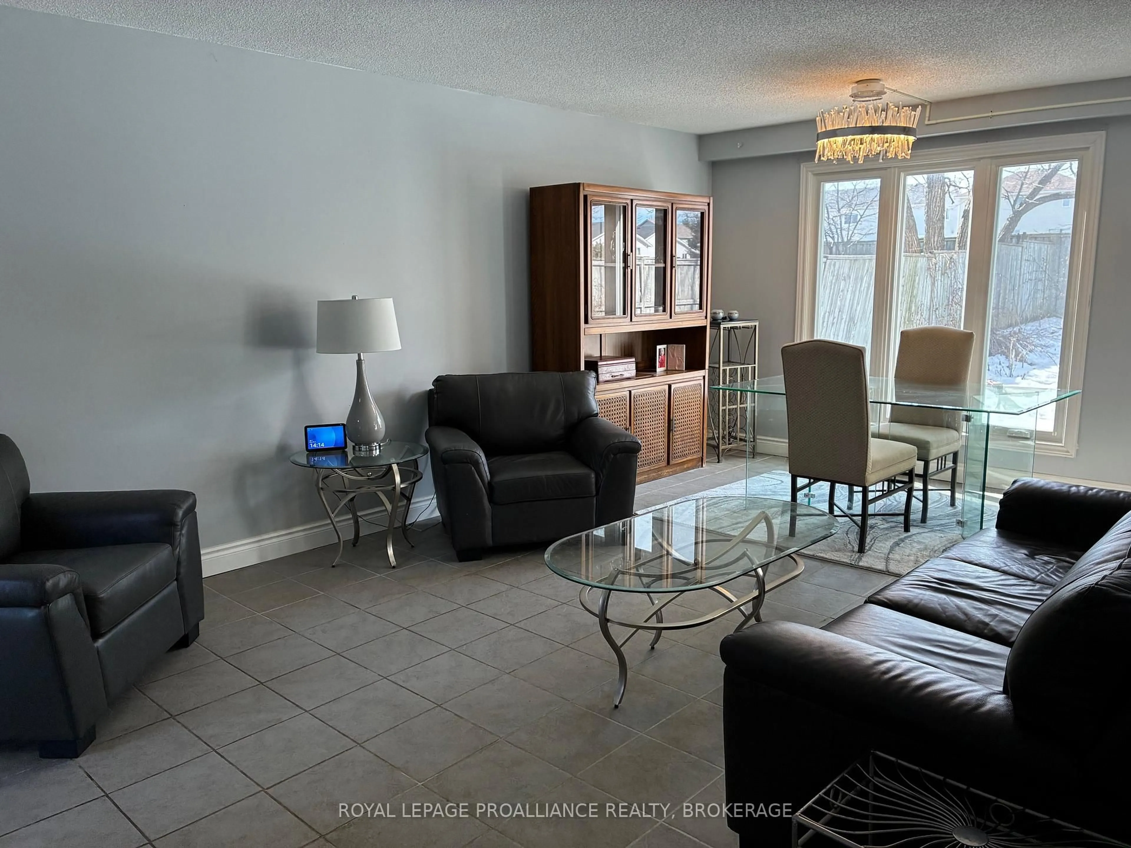 Living room with furniture, unknown for 1059 Springfield Dr, Kingston Ontario K7M 8V6