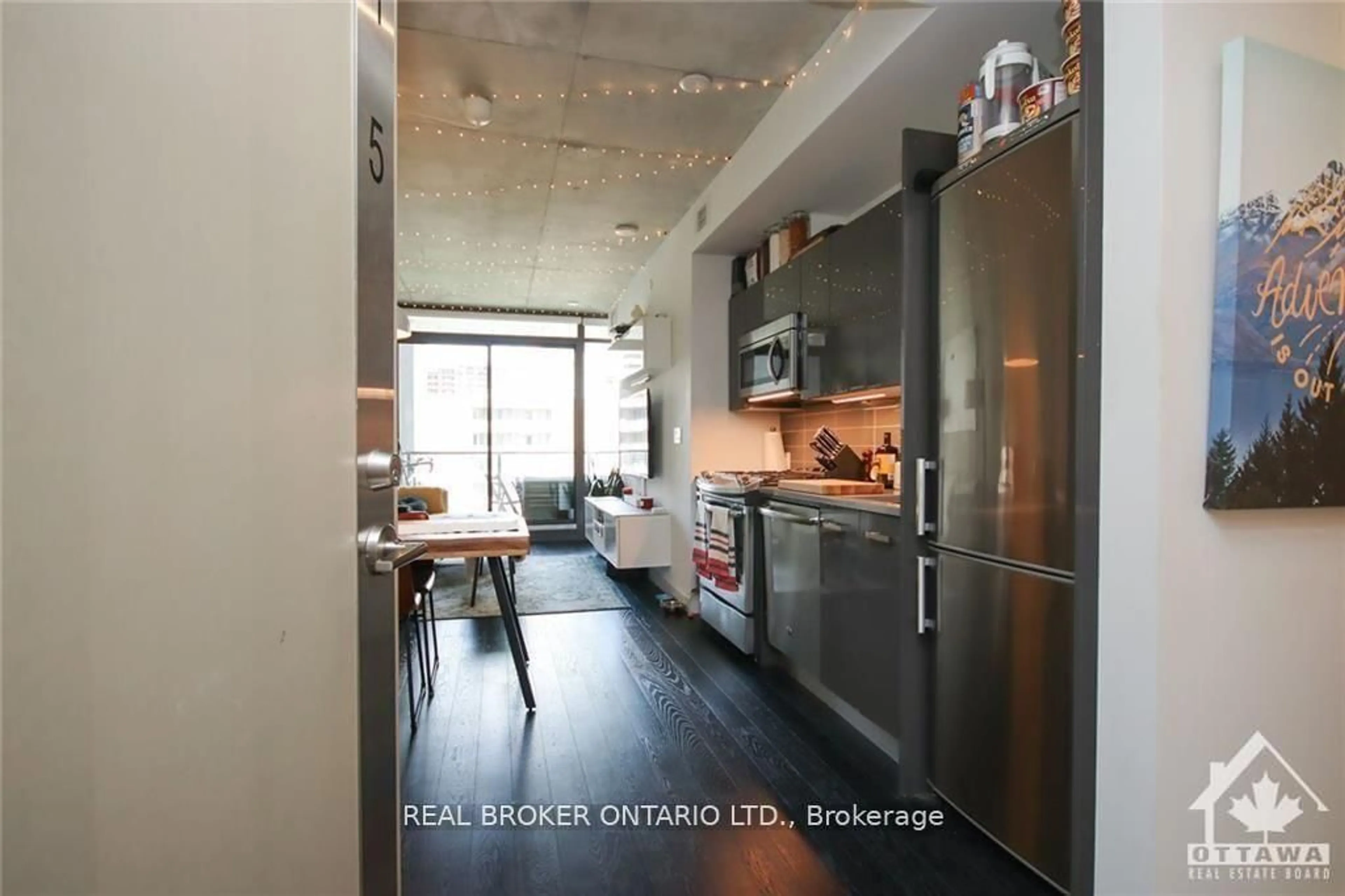 Unknown for 224 Lyon St #815, Ottawa Ontario K1R 0C1