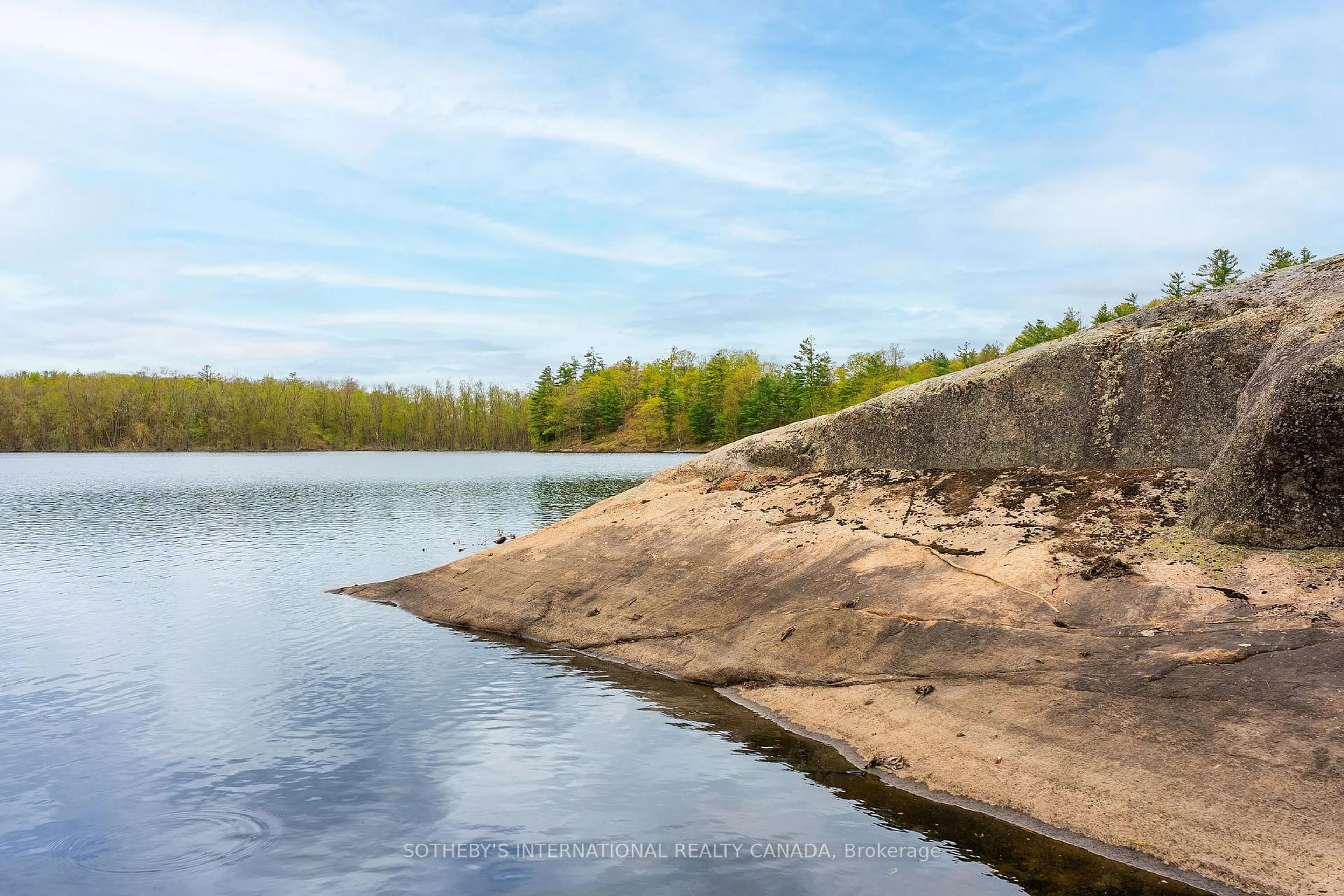 Unknown for 1074 Cooks Rd, Gravenhurst Ontario P1P 1R3