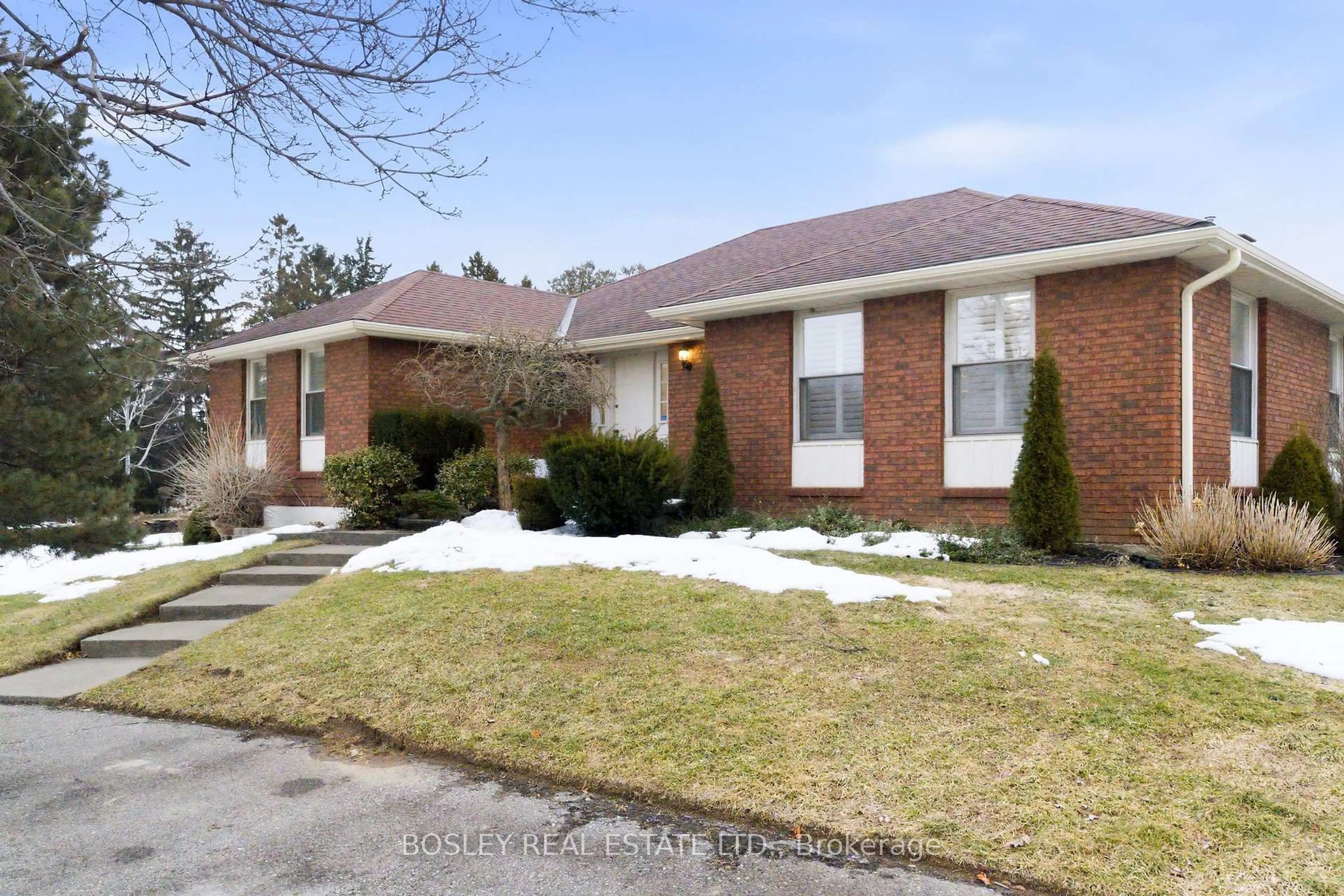 Home with brick exterior material, street for 3 Pinehill Dr, Brantford Ontario N3T 0M5
