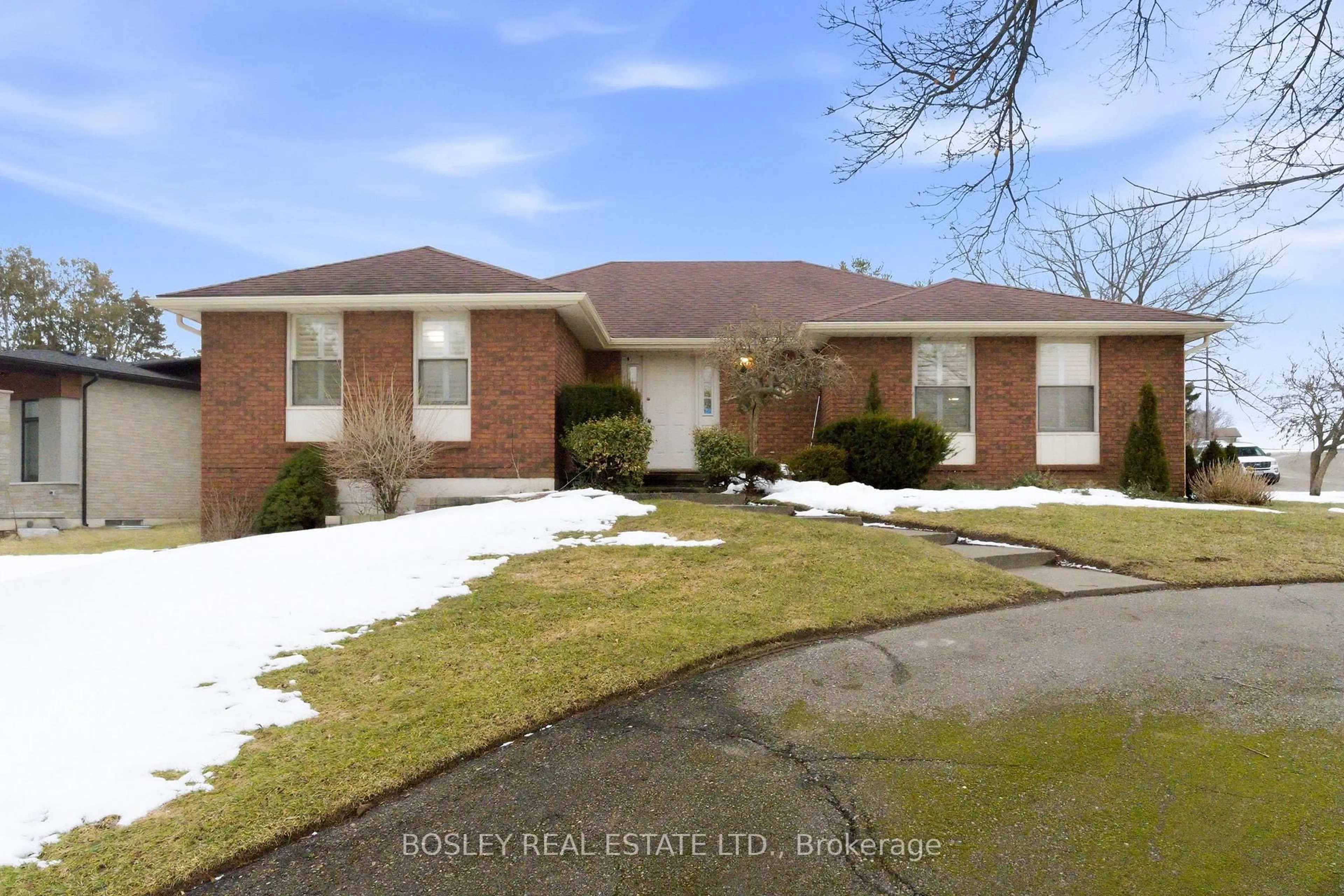 Home with brick exterior material, street for 3 Pinehill Dr, Brantford Ontario N3T 0M5