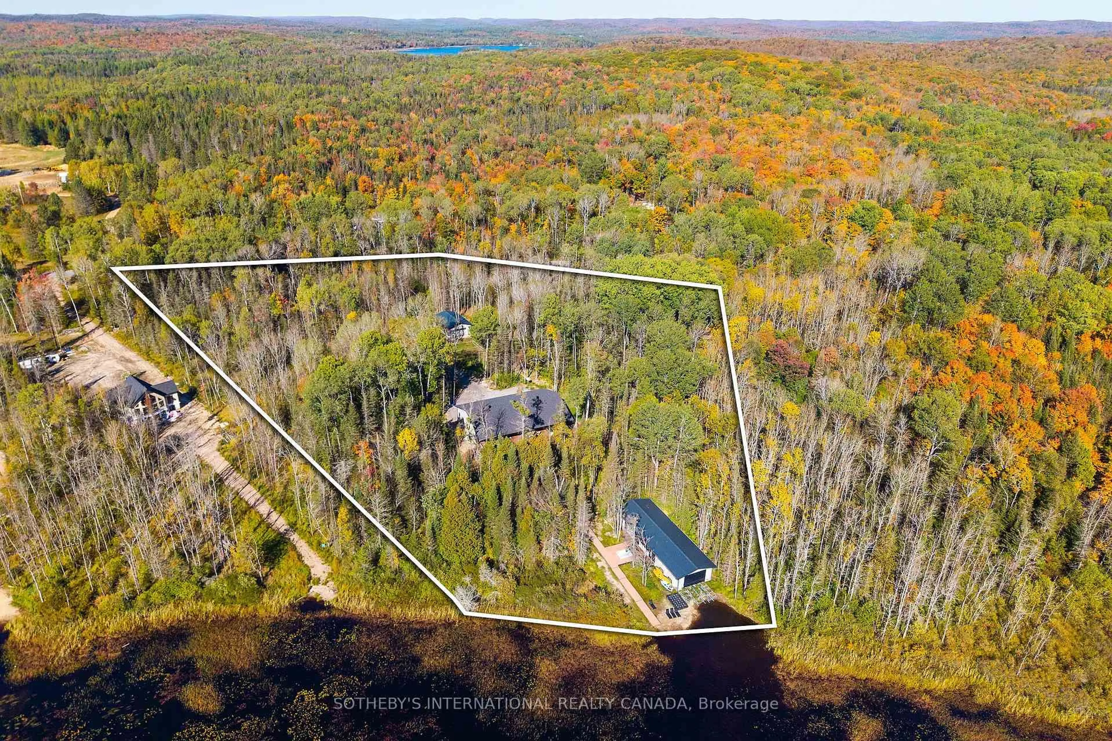 A pic from outside/outdoor area/front of a property/back of a property/a pic from drone, forest/trees view for 1445 Pickerel Jack Lake Rd, Burk's Falls Ontario P0A 1Z0