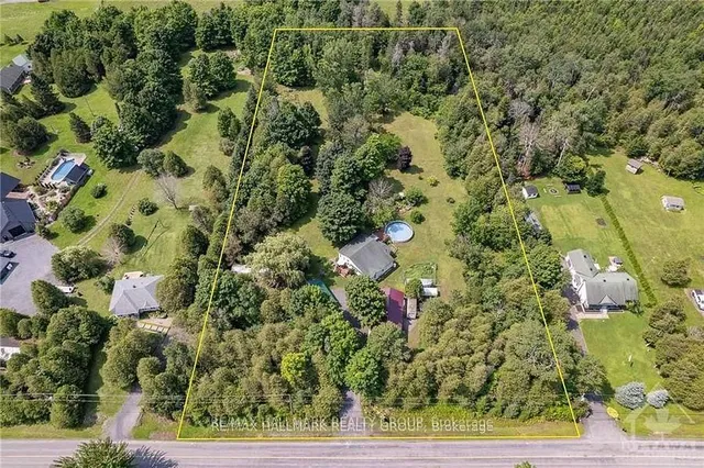 3838 KENYON DAM Rd, North Glengarry 3