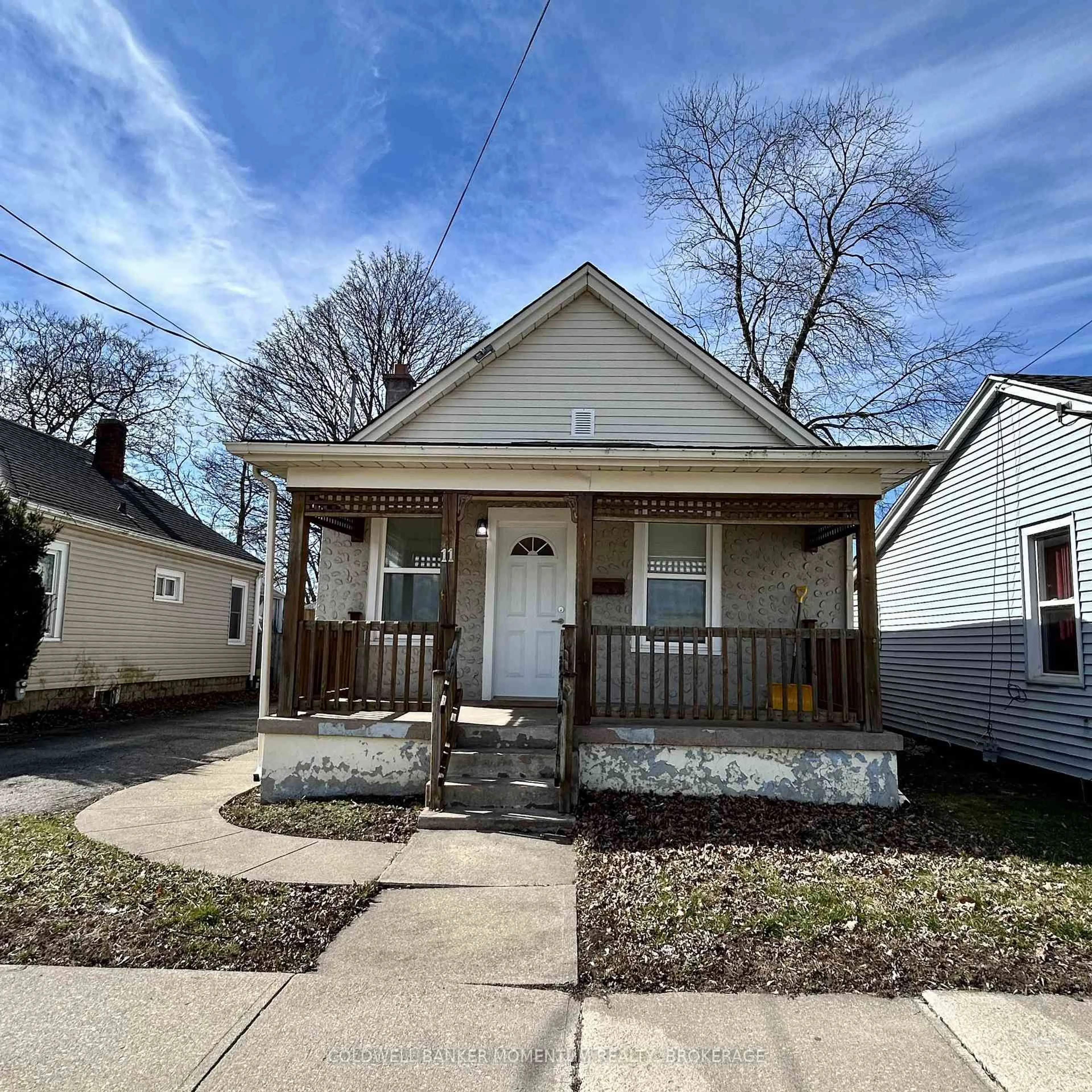 Unknown for 11 Greenlaw Pl, St. Catharines Ontario L2R 4S5