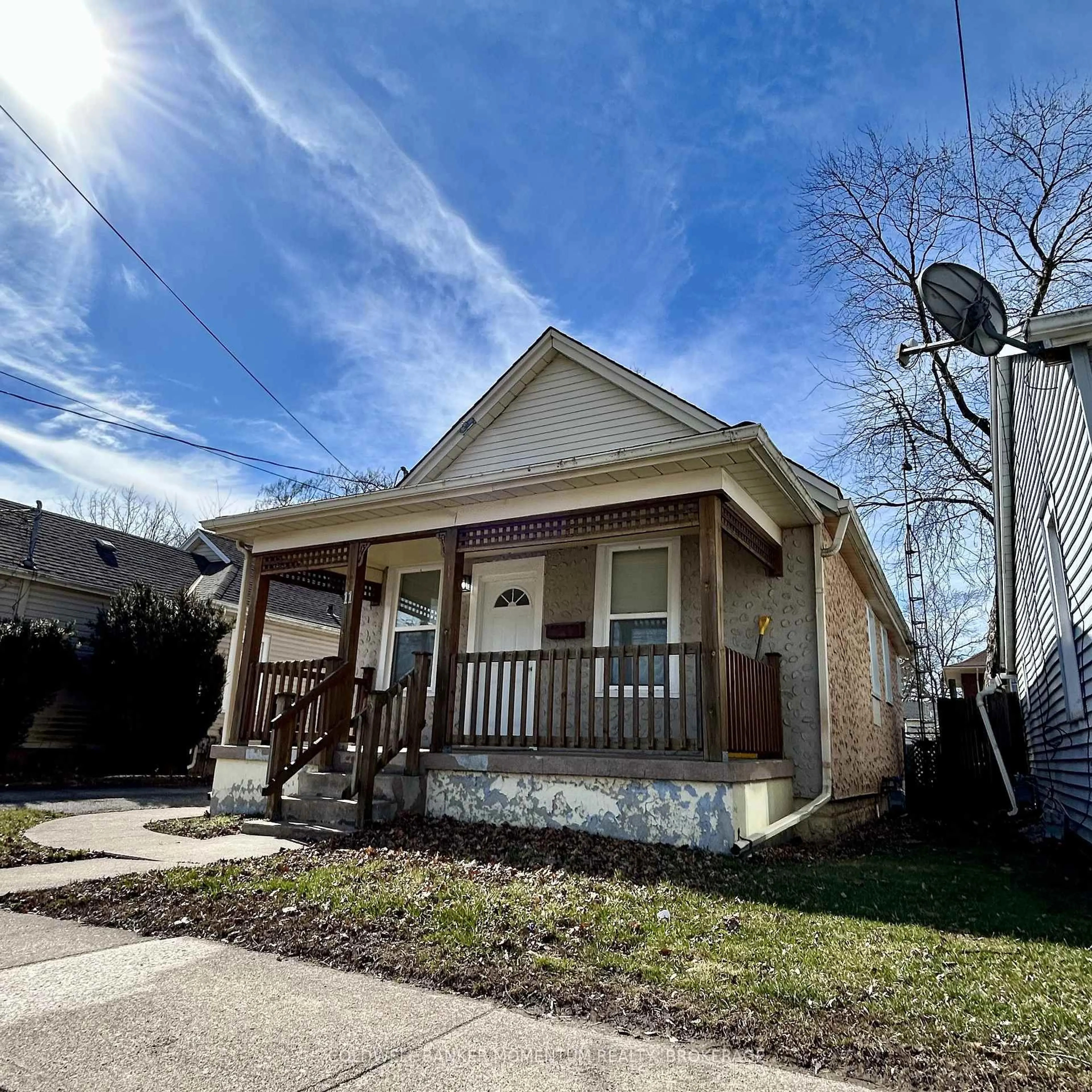 Unknown for 11 Greenlaw Pl, St. Catharines Ontario L2R 4S5