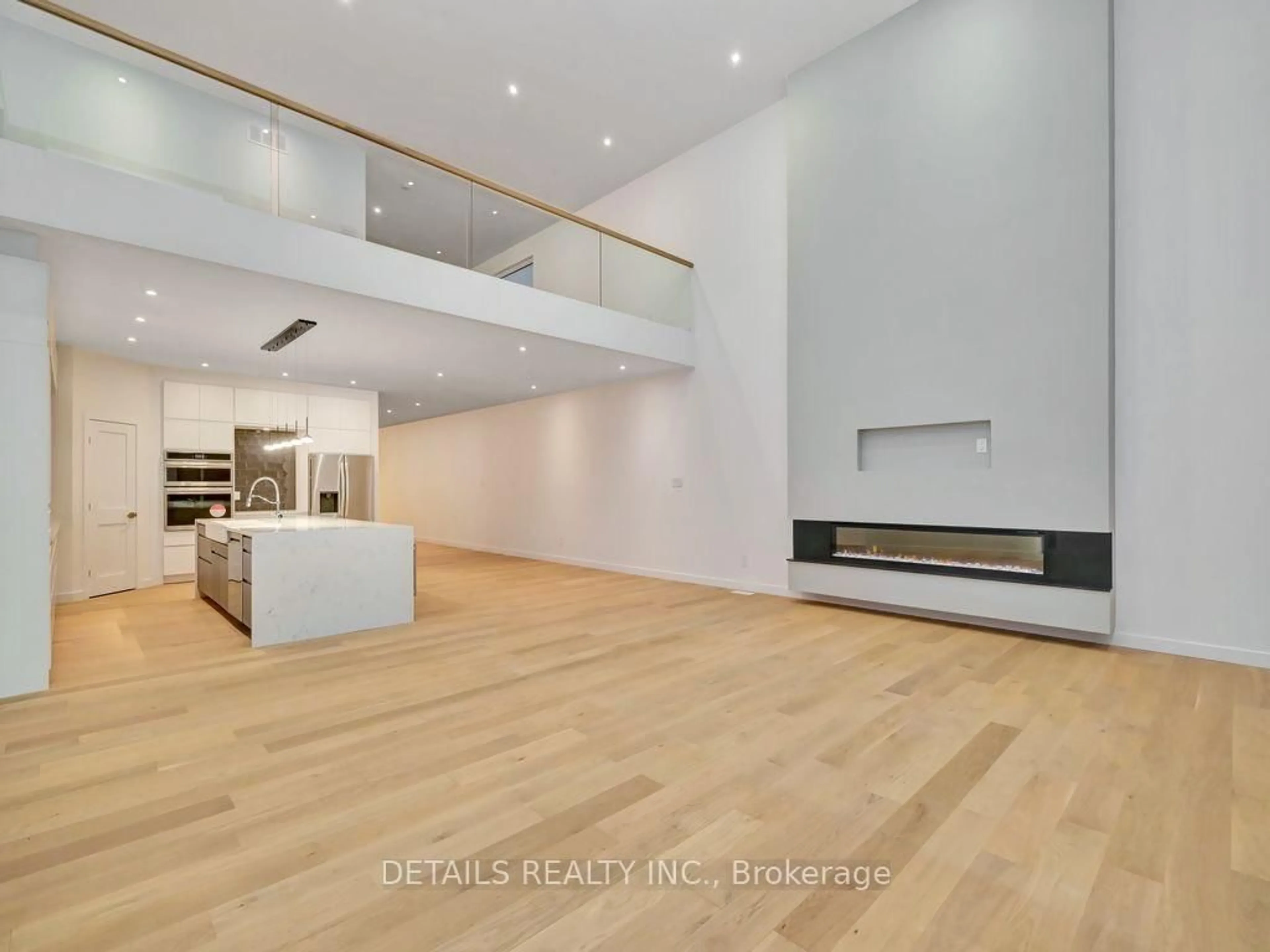 Unknown for 20 Dunham St, Ottawa Ontario K1J 7L6