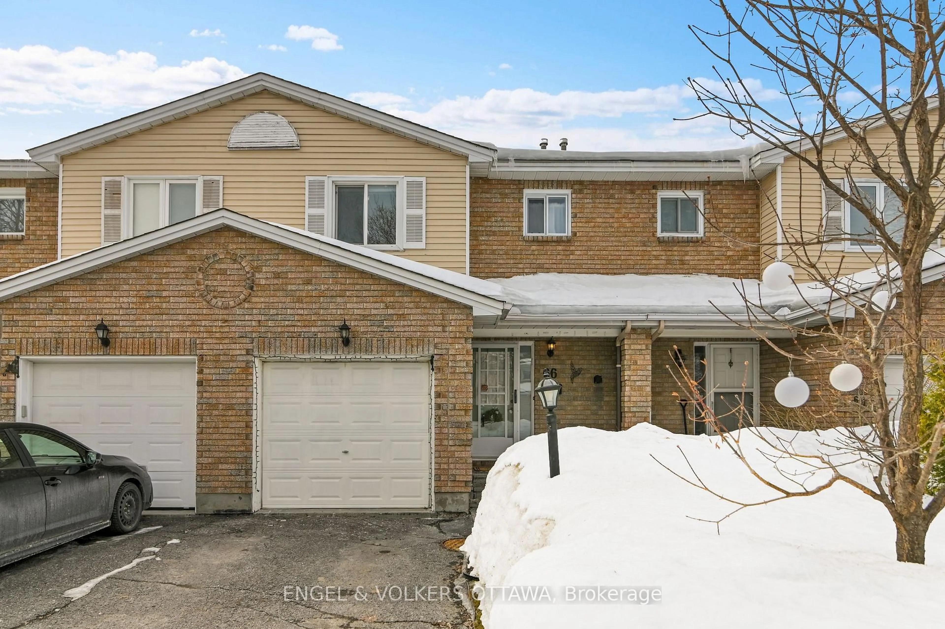 Unknown for 66 Hummingbird Cres, Ottawa Ontario K2J 3A3