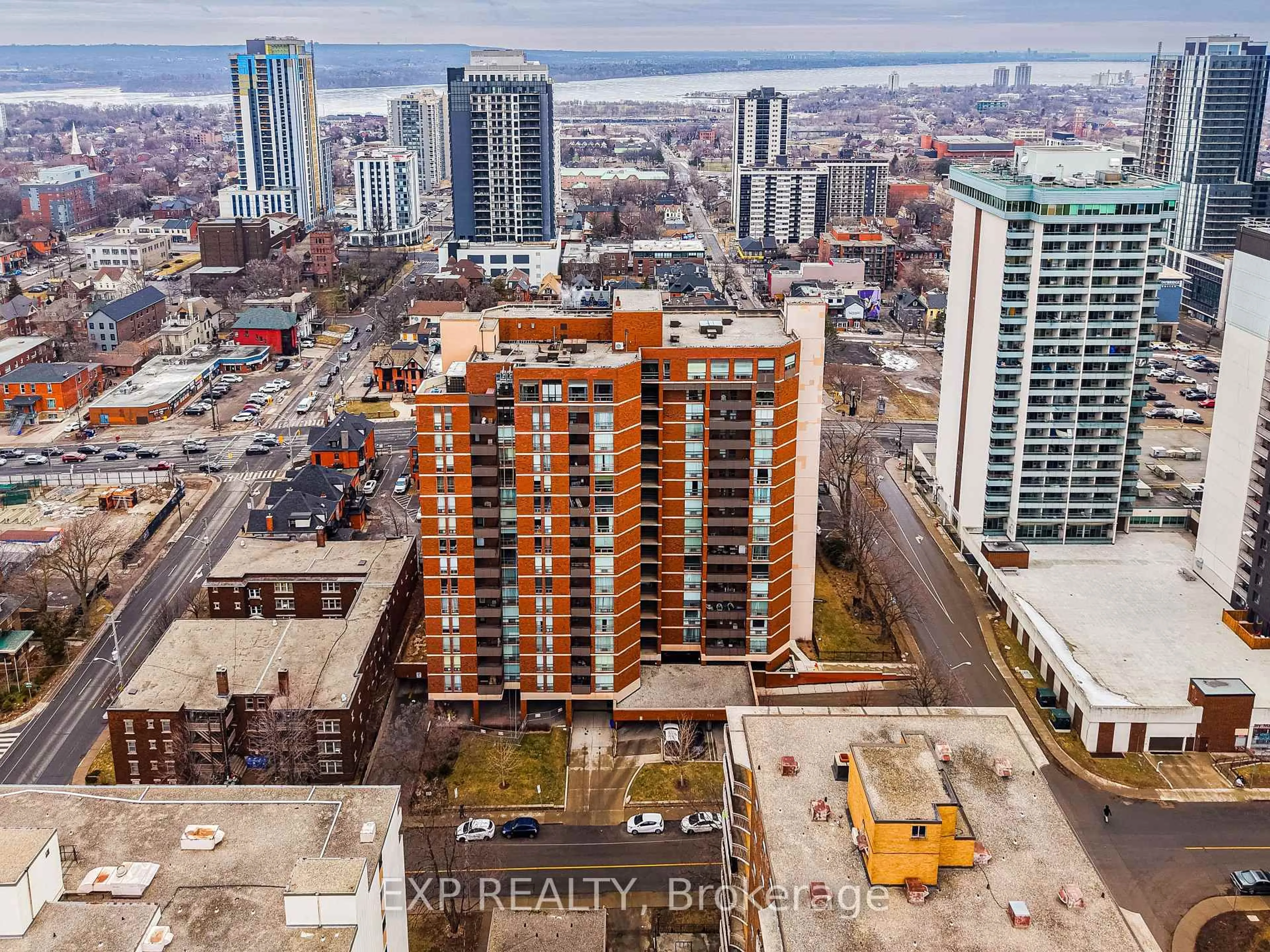 A pic from outside/outdoor area/front of a property/back of a property/a pic from drone, city buildings view from balcony for 222 Jackson St #PH3, Hamilton Ontario L8P 4S5