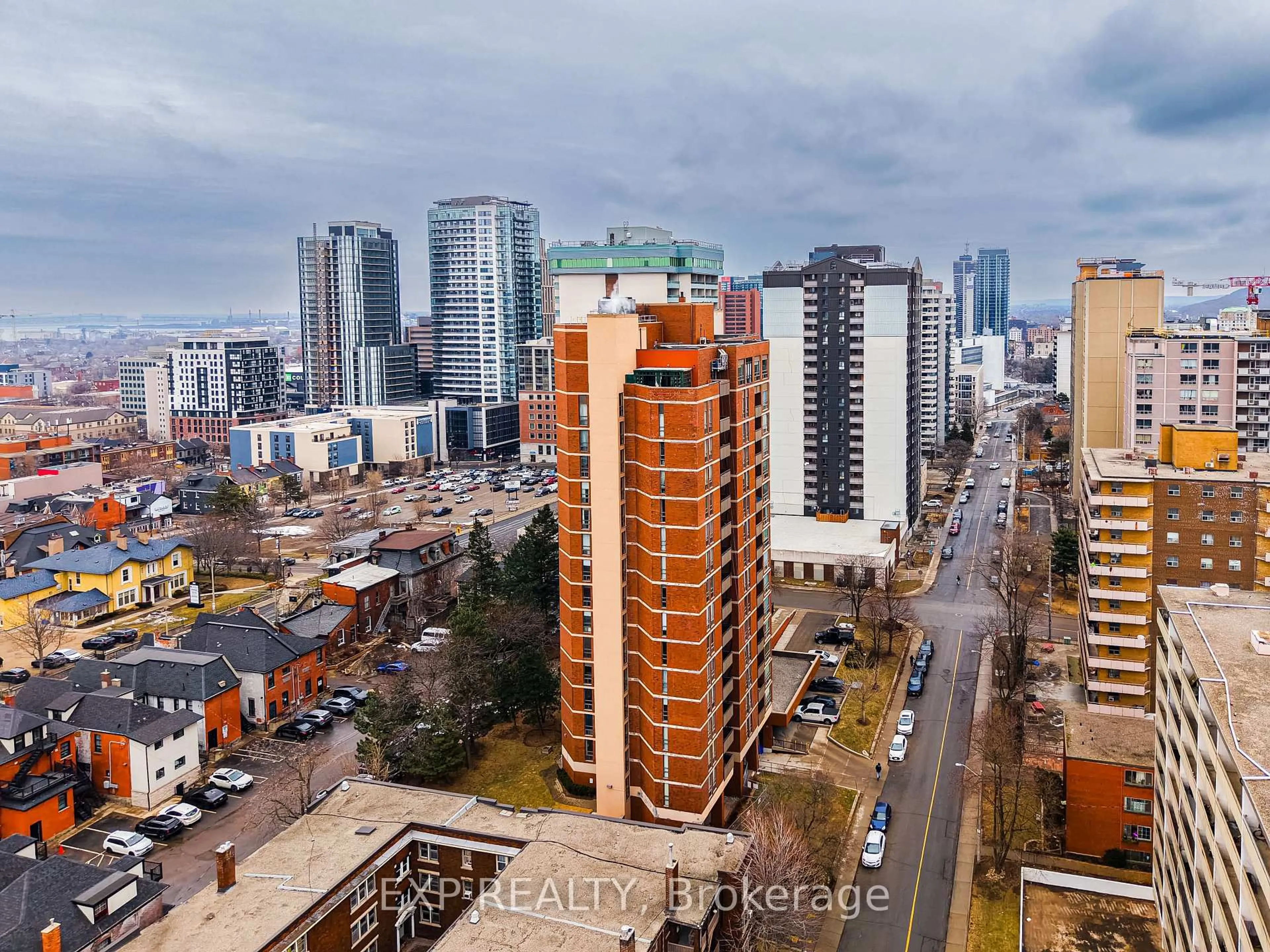A pic from outside/outdoor area/front of a property/back of a property/a pic from drone, city buildings view from balcony for 222 Jackson St #PH3, Hamilton Ontario L8P 4S5