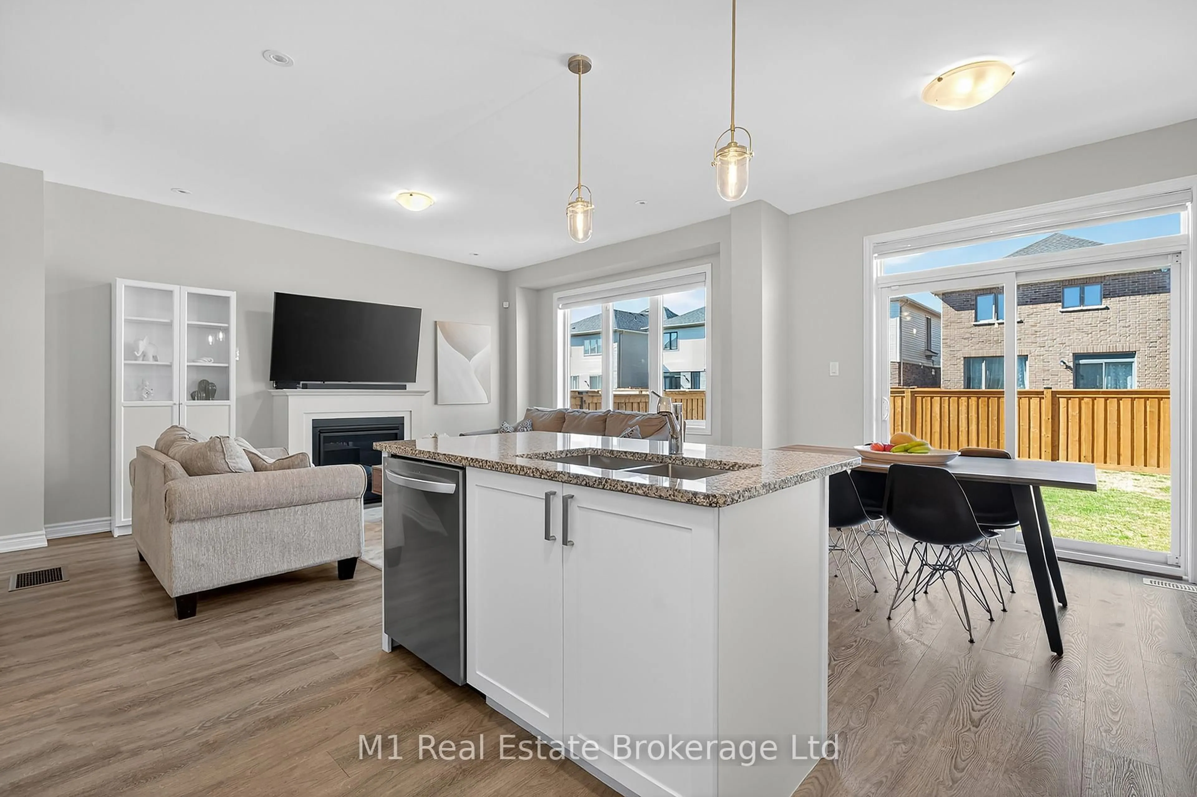 Open concept kitchen, unknown for 43 Harpin Way, Centre Wellington Ontario N1M 0H7