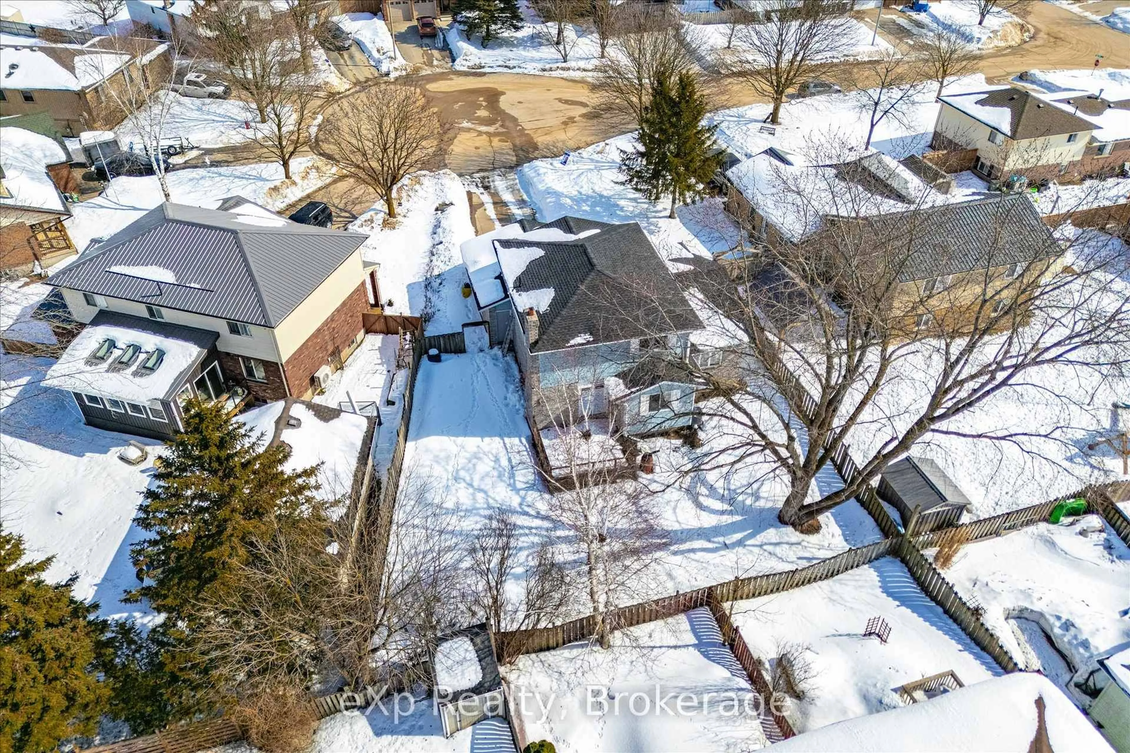 A pic from outside/outdoor area/front of a property/back of a property/a pic from drone, street for 220 Justin's Pl, Wellington North Ontario N0G 2L3