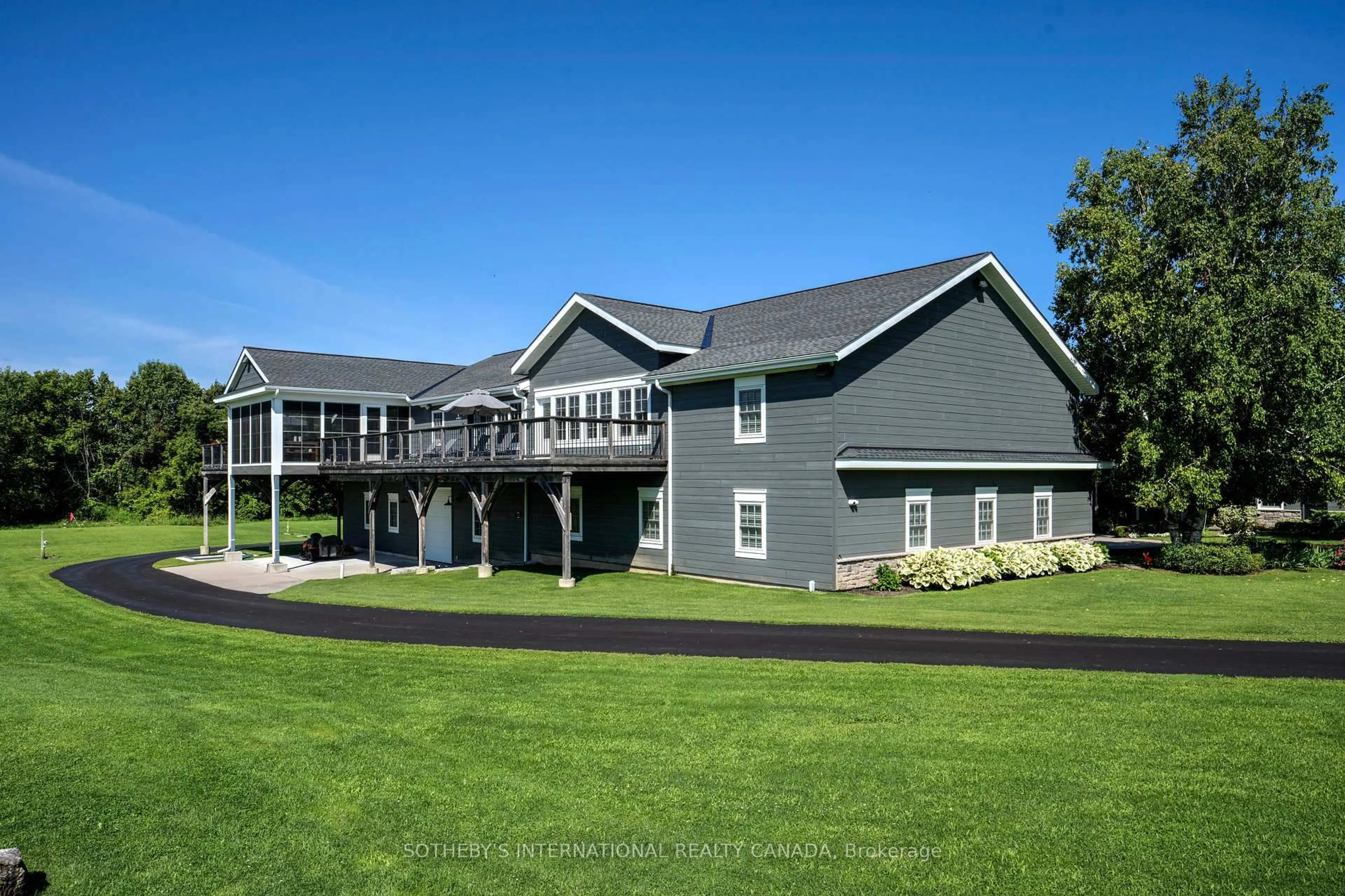 Home with vinyl exterior material, unknown for 13065 Highway 62, Madoc Ontario K0K 2K0