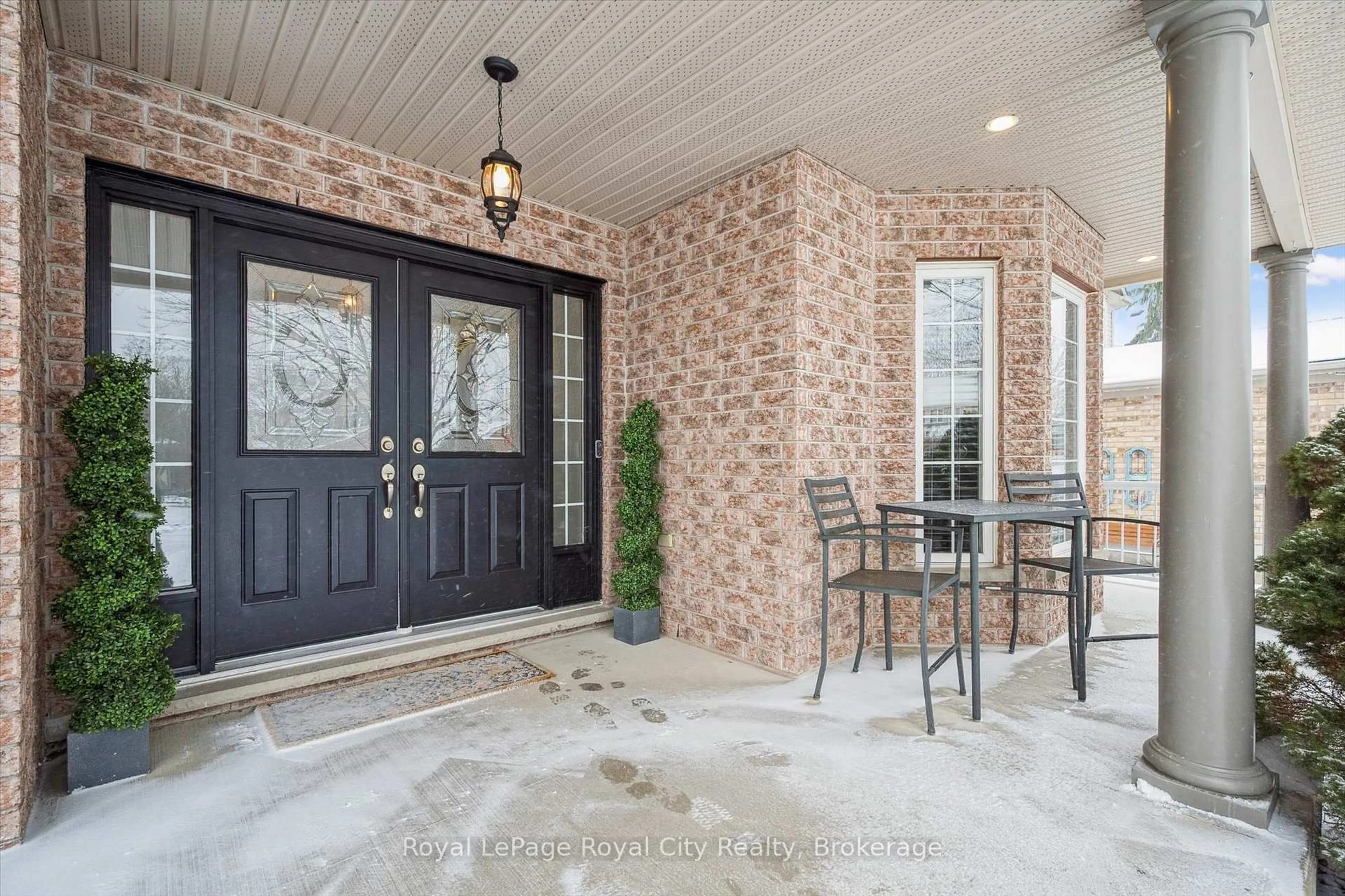 Indoor entryway for 279 Farley Dr, Guelph Ontario N1L 1N6