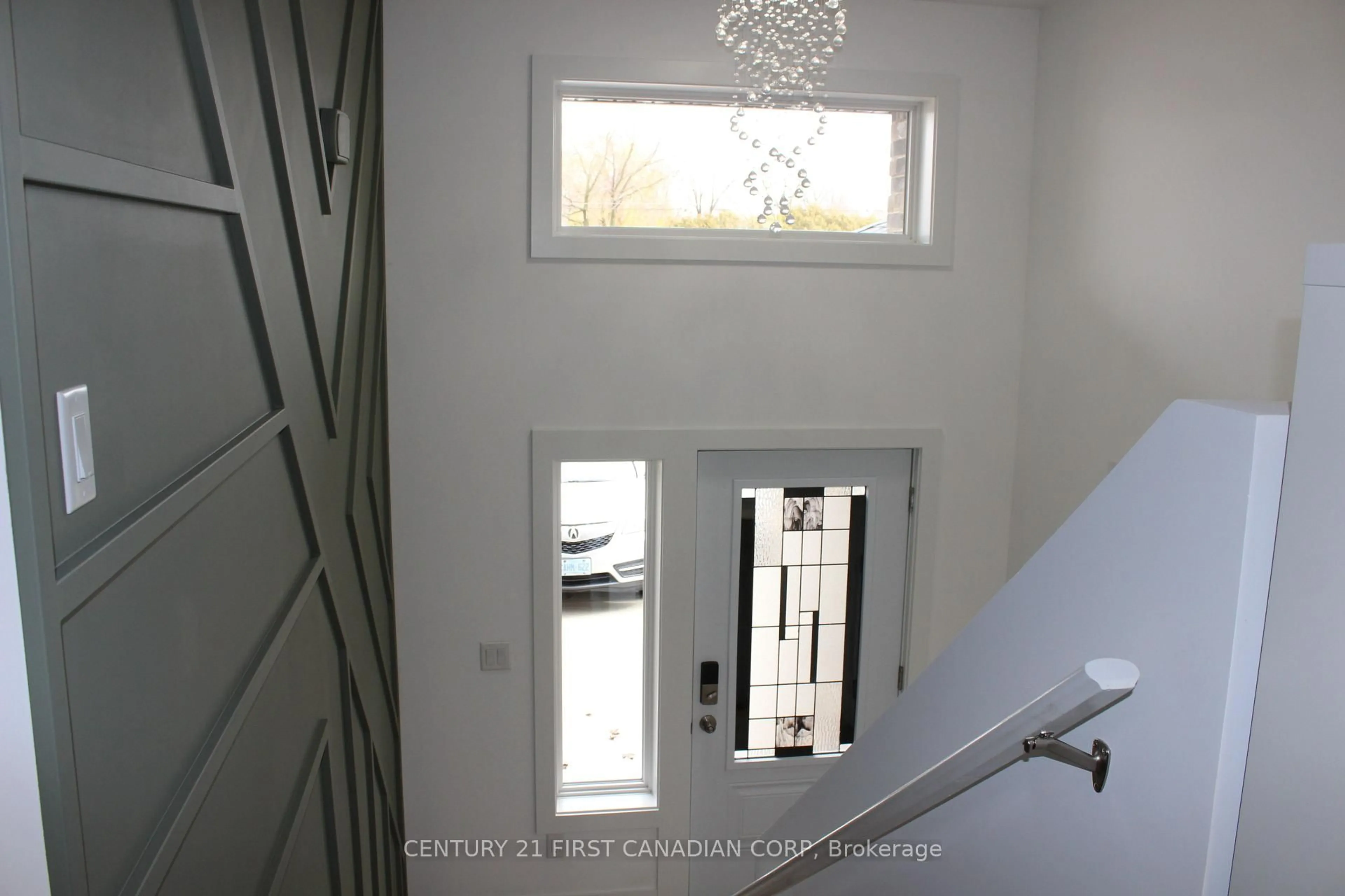 Indoor entryway for 2609 Oil Heritage Rd, Oil Springs Ontario N0N 1P0