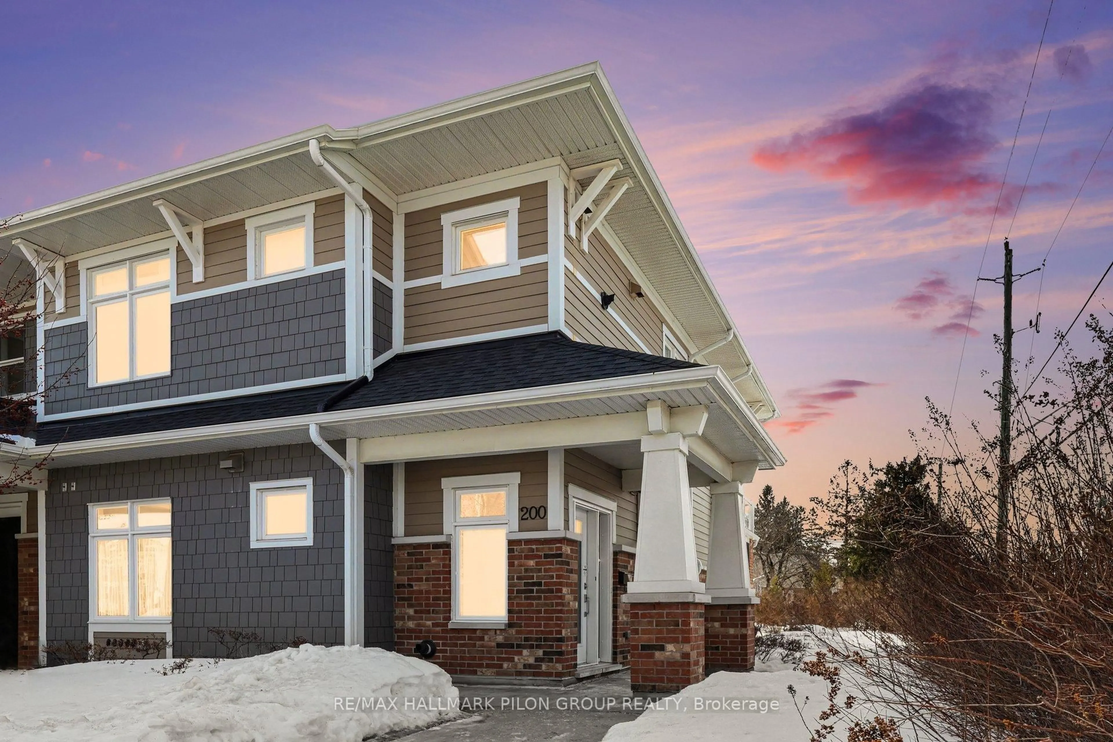 Home with vinyl exterior material, unknown for 200 Mullin Private, Ottawa Ontario K1W 0K6