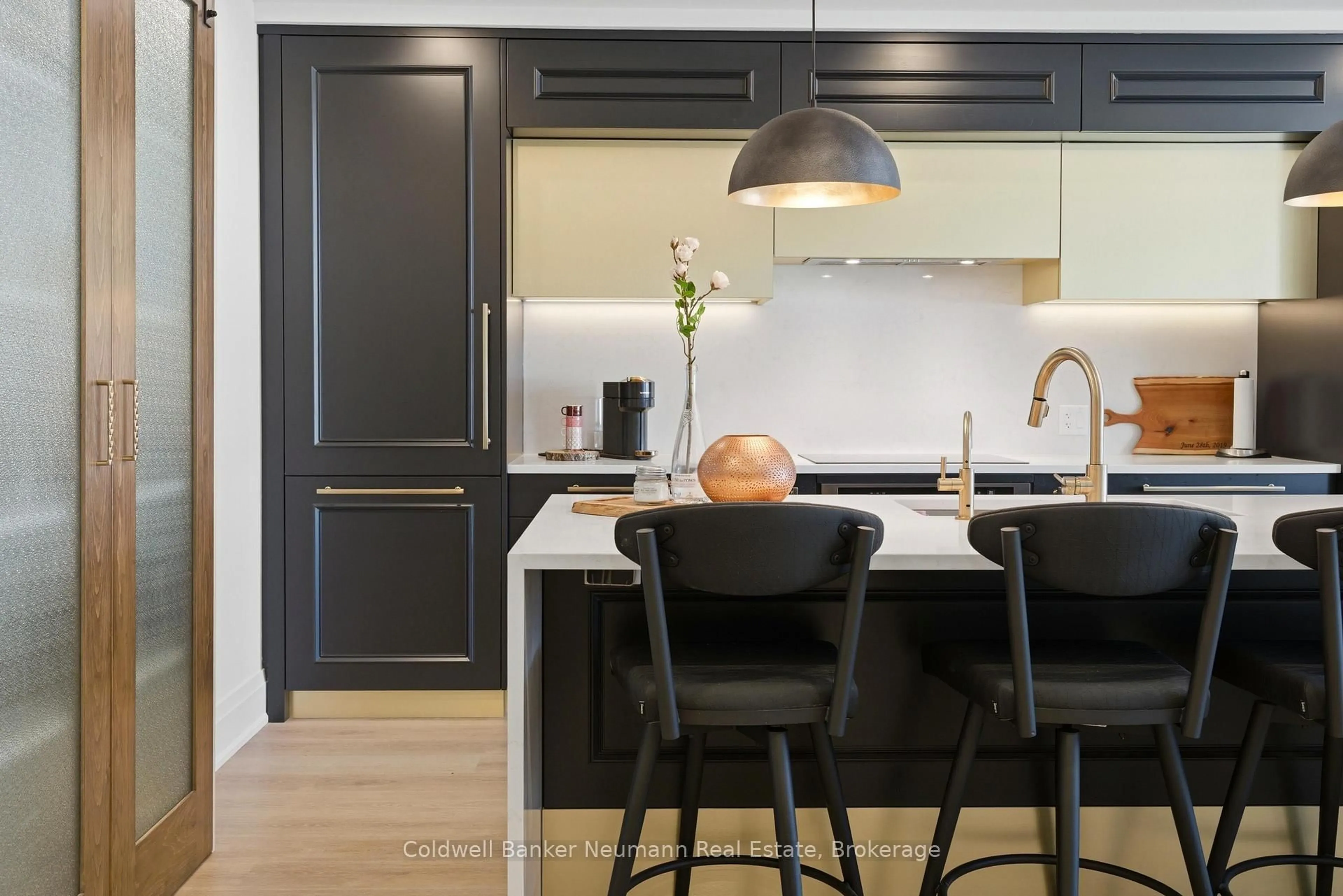 Contemporary kitchen, unknown for 6523 Wellington Road 7 Rd #213, Centre Wellington Ontario N0B 1S0