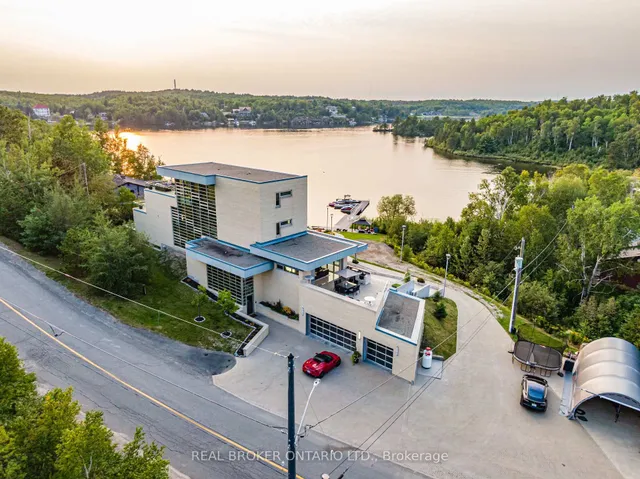 2410 South Bay Rd, Greater Sudbury 2