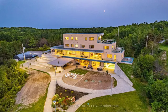 2410 South Bay Rd, Greater Sudbury 5