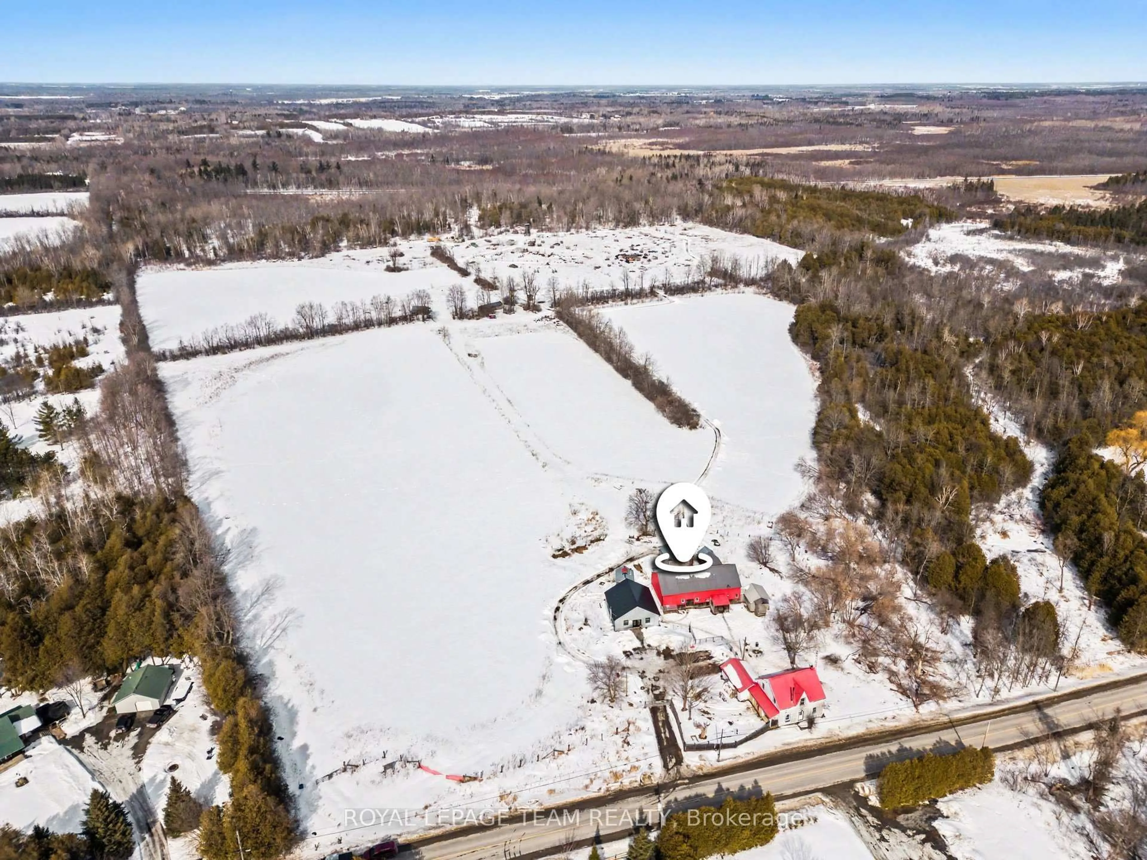 A pic from outside/outdoor area/front of a property/back of a property/a pic from drone, unknown for 1215 Whitney Rd, North Grenville Ontario K0G 1J0