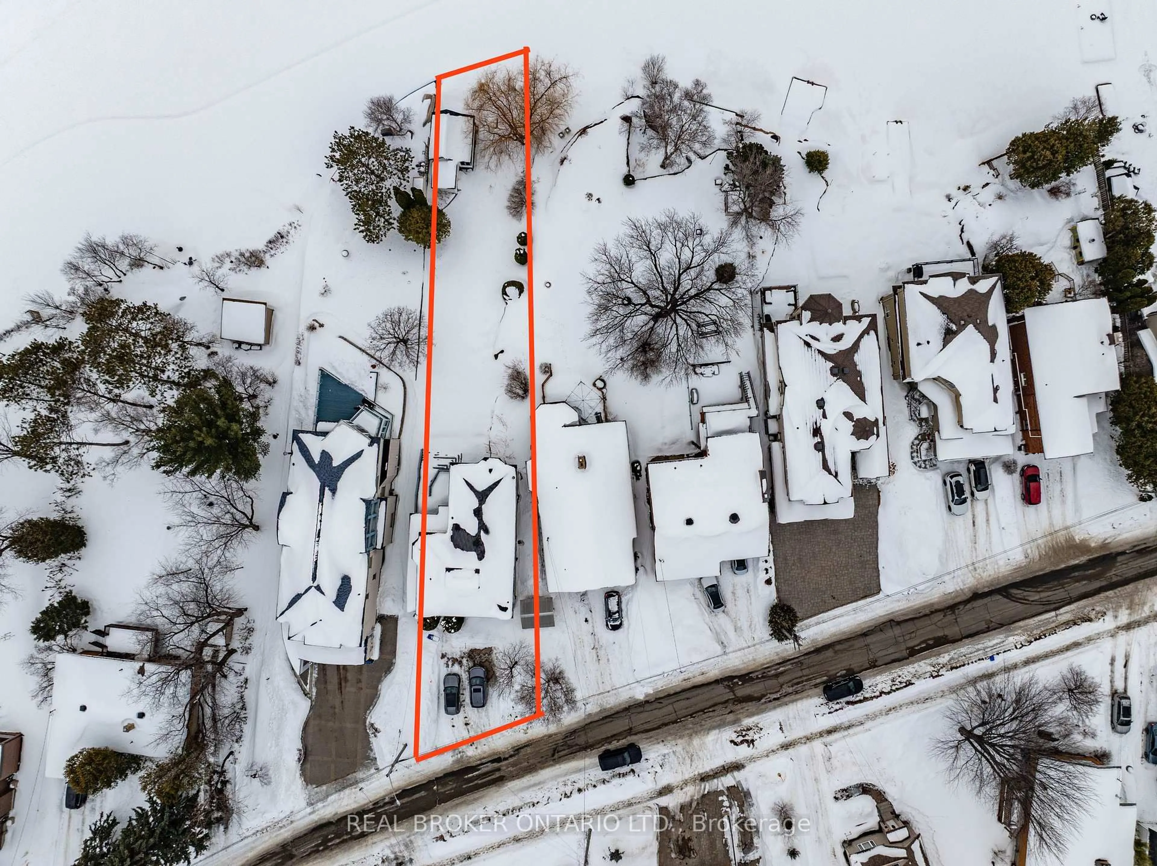A pic from outside/outdoor area/front of a property/back of a property/a pic from drone, street for 315 Nepahwin Ave, Greater Sudbury Ontario P3E 2H5