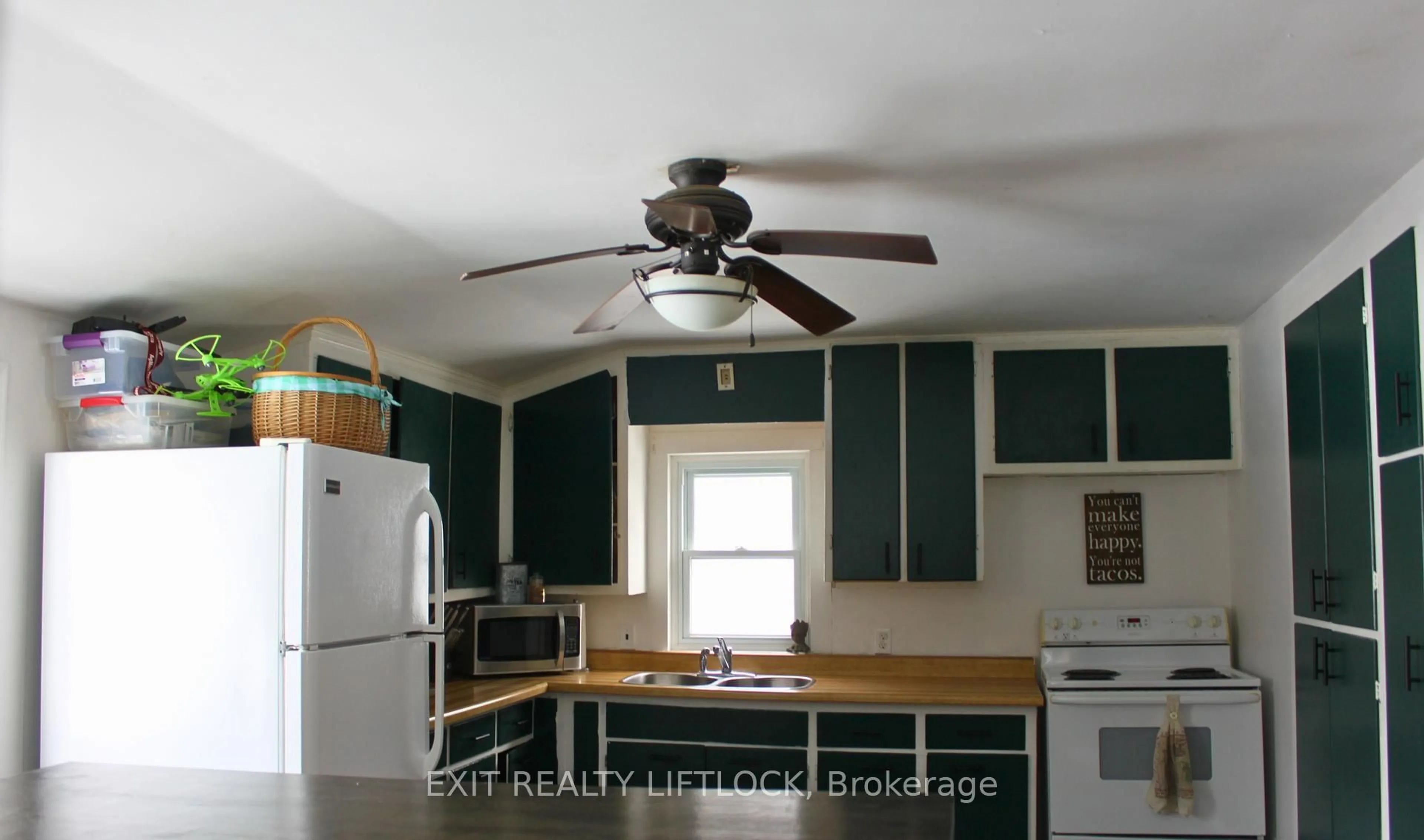 Standard kitchen, unknown for 17 Banta Rd, Trent Hills Ontario K0K 3K0