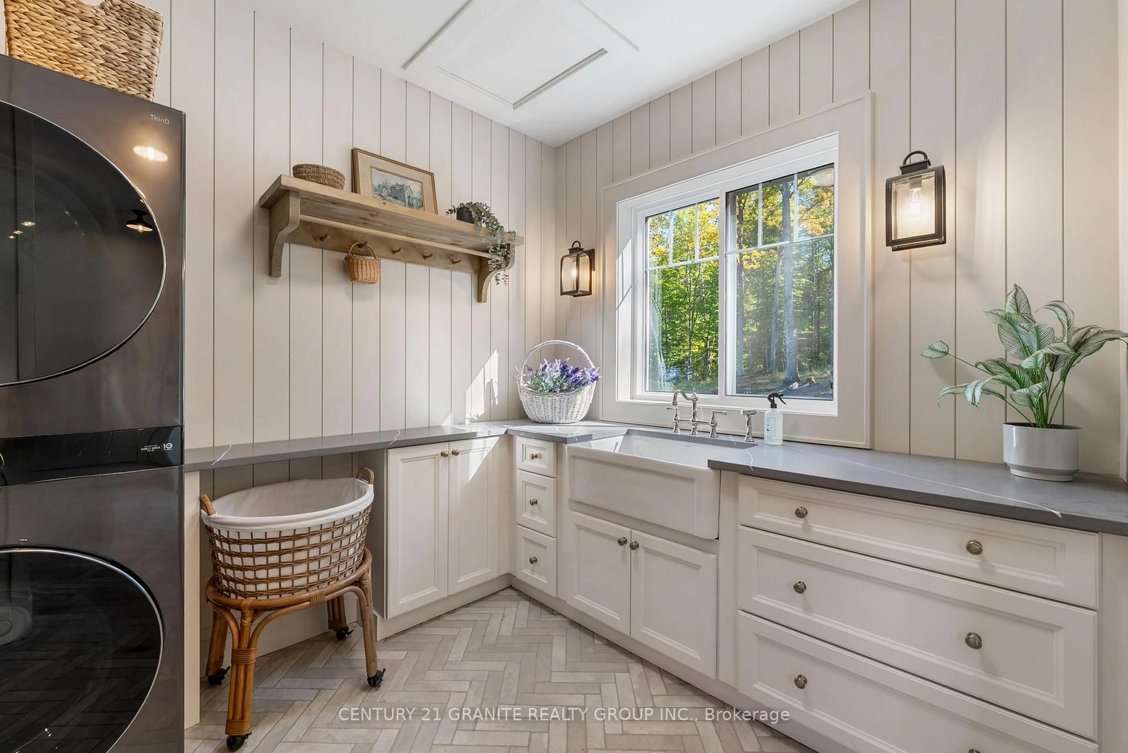 Unknown for 356 Old Welsh Rd, Bancroft Ontario K0L 1C0