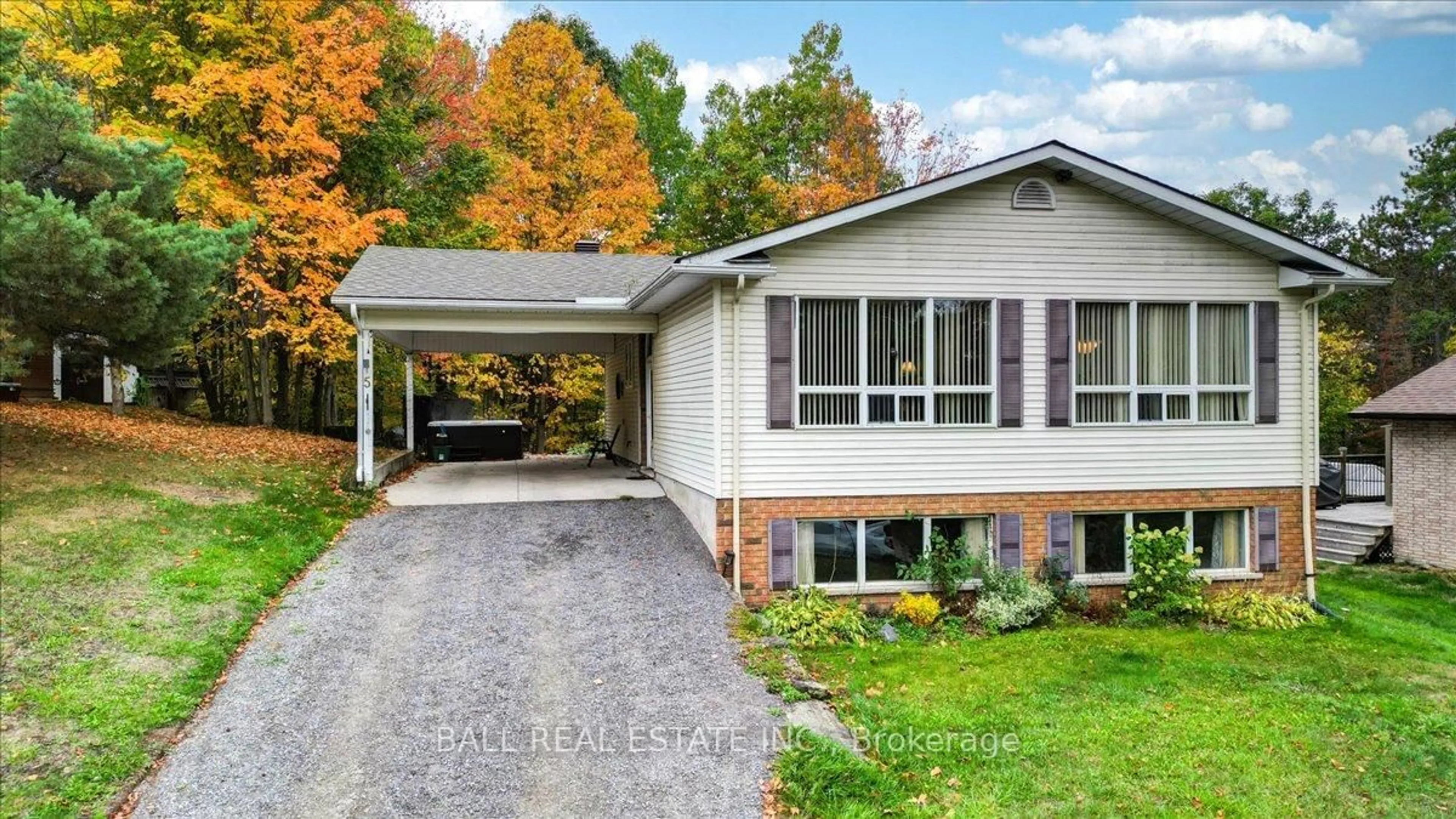 Unknown for 5 Oak St, Bancroft Ontario K0L 1C0