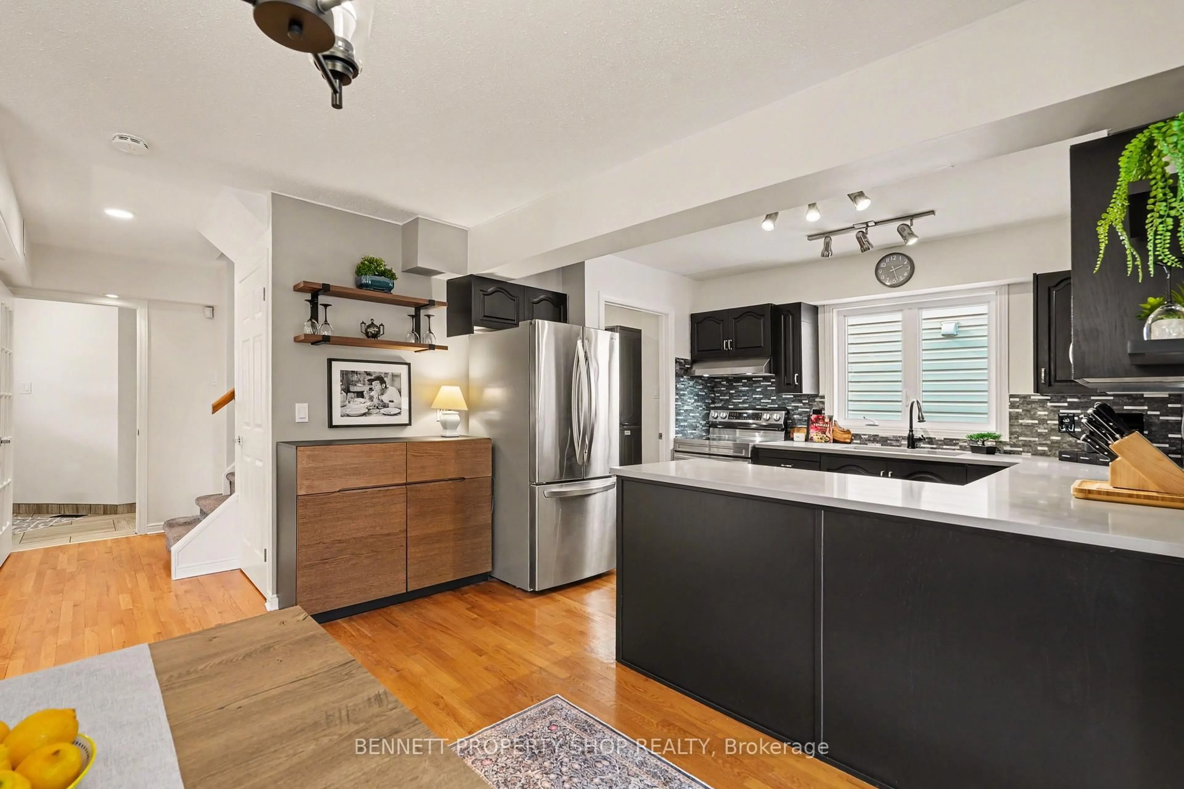 Open concept kitchen, unknown for 53 Filion Cres, Kanata Ontario K2M 1V5