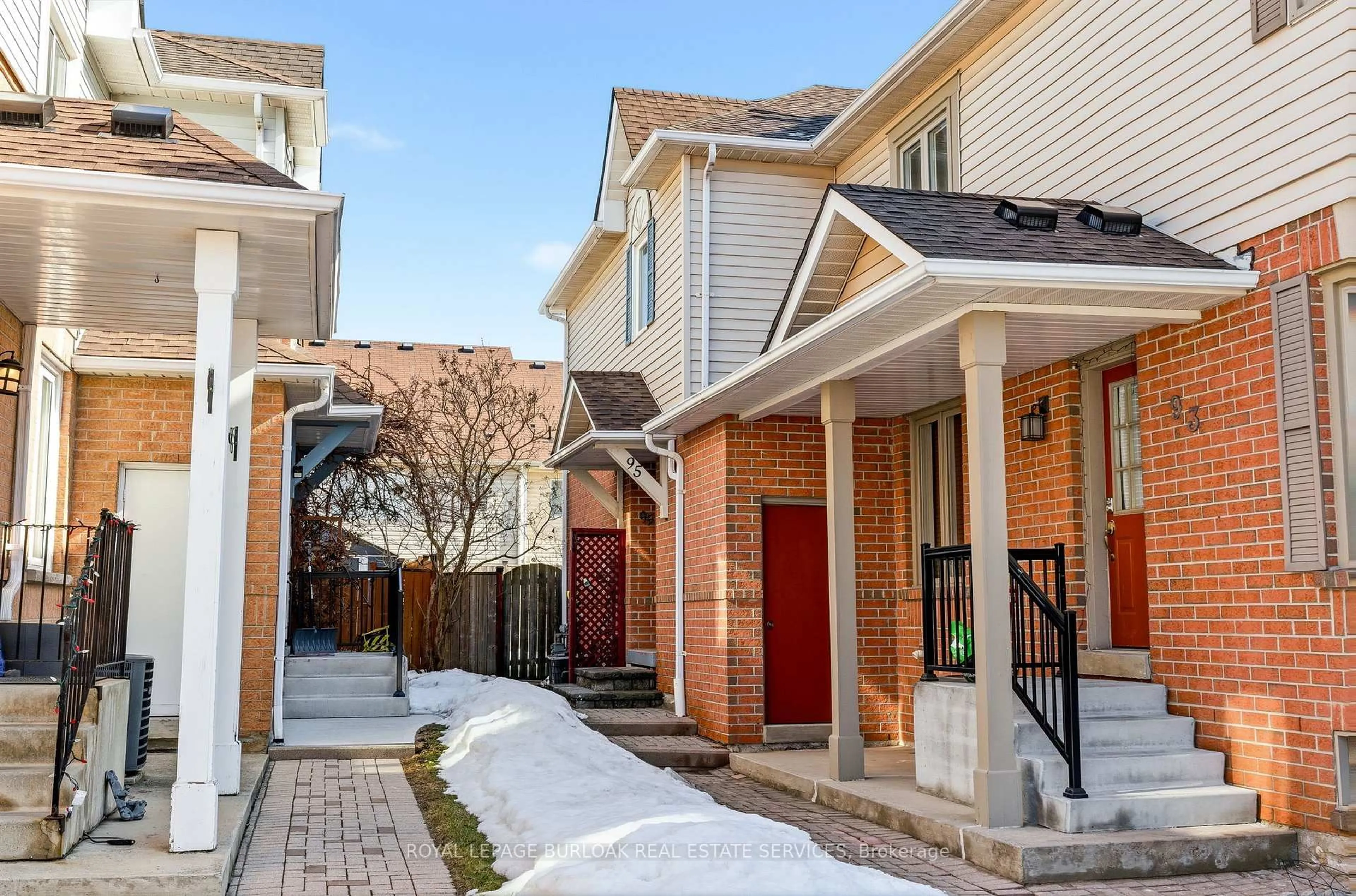 Home with brick exterior material, street for 95 Thornlodge Dr, Hamilton Ontario L8B 0L9