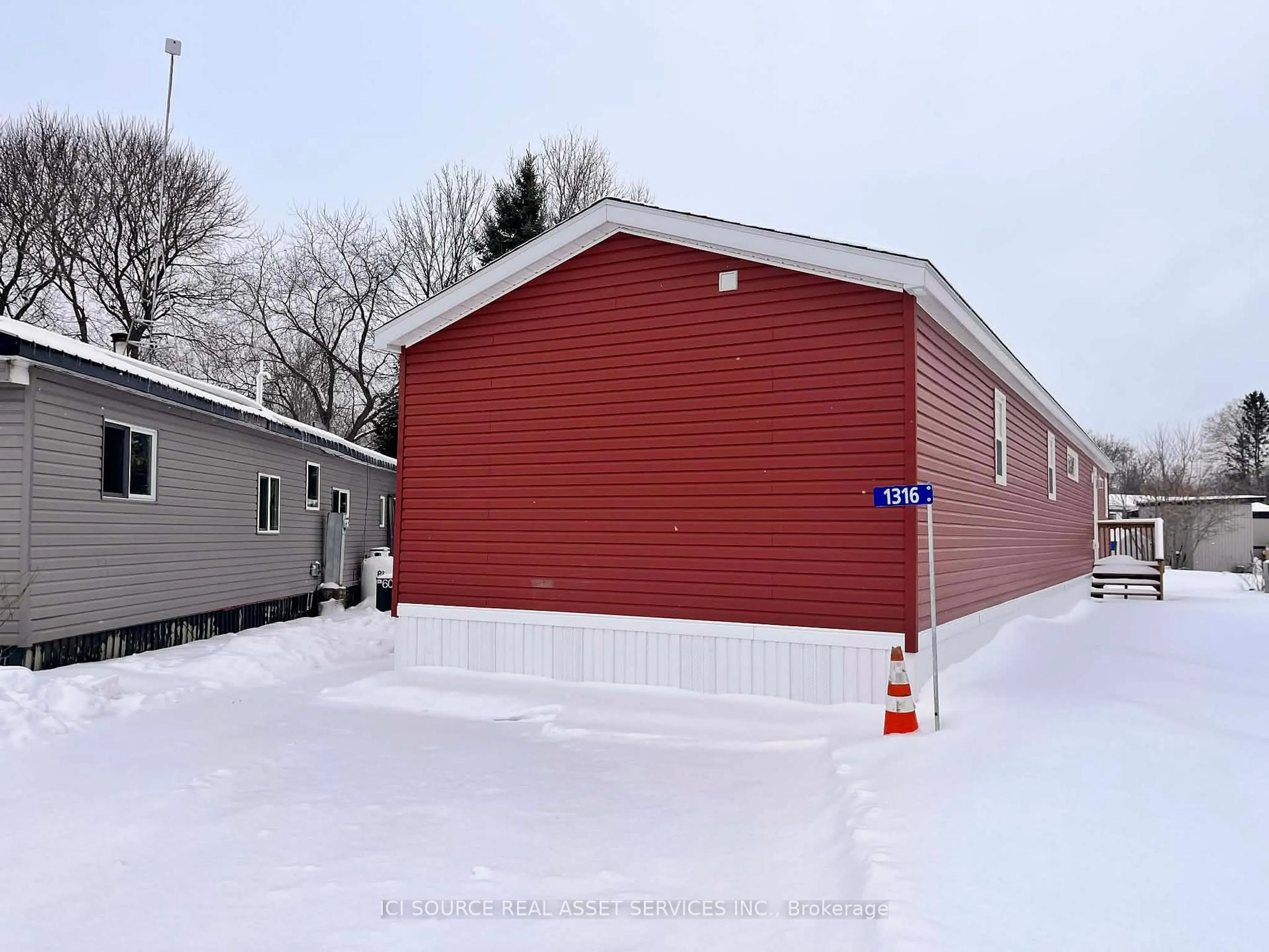 Shed for 1316 Sunflower Private, Ottawa Ontario K0A 1V0