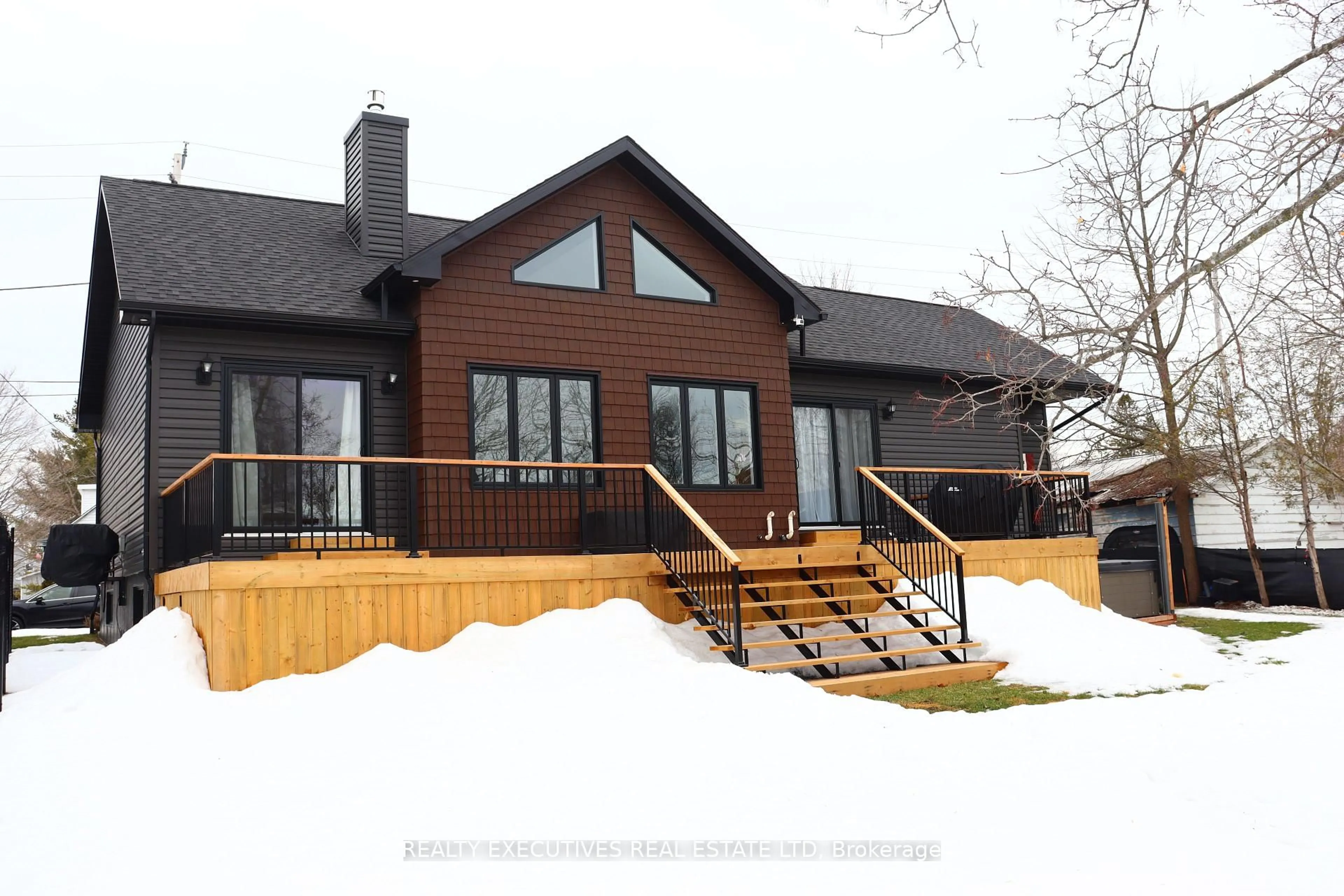 Unknown for 69 Mill St, North Dundas Ontario K0C 1H0