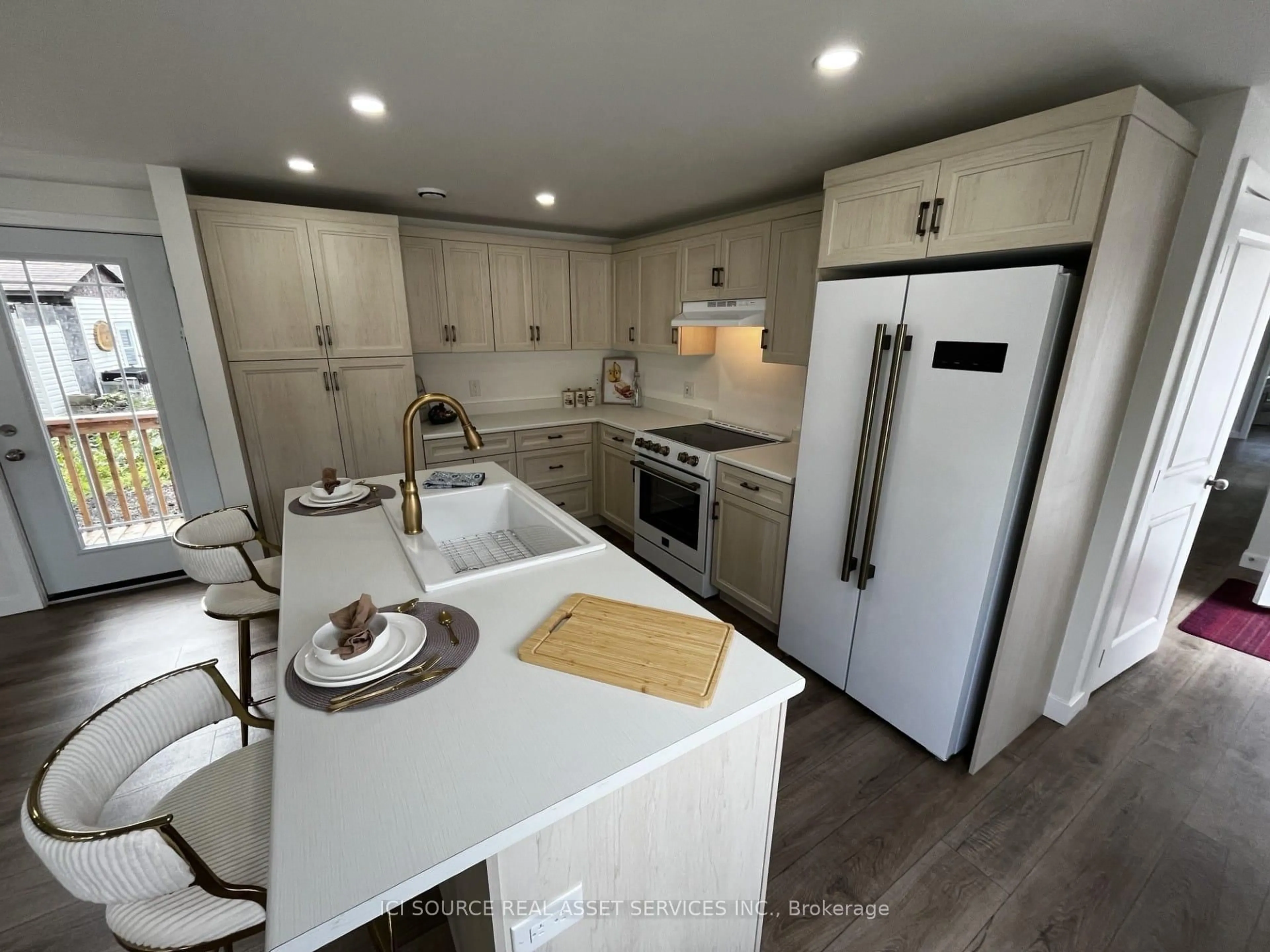 Open concept kitchen, unknown for 8250 County Rd 17 #305, Clarence-Rockland Ontario K4K 1K7
