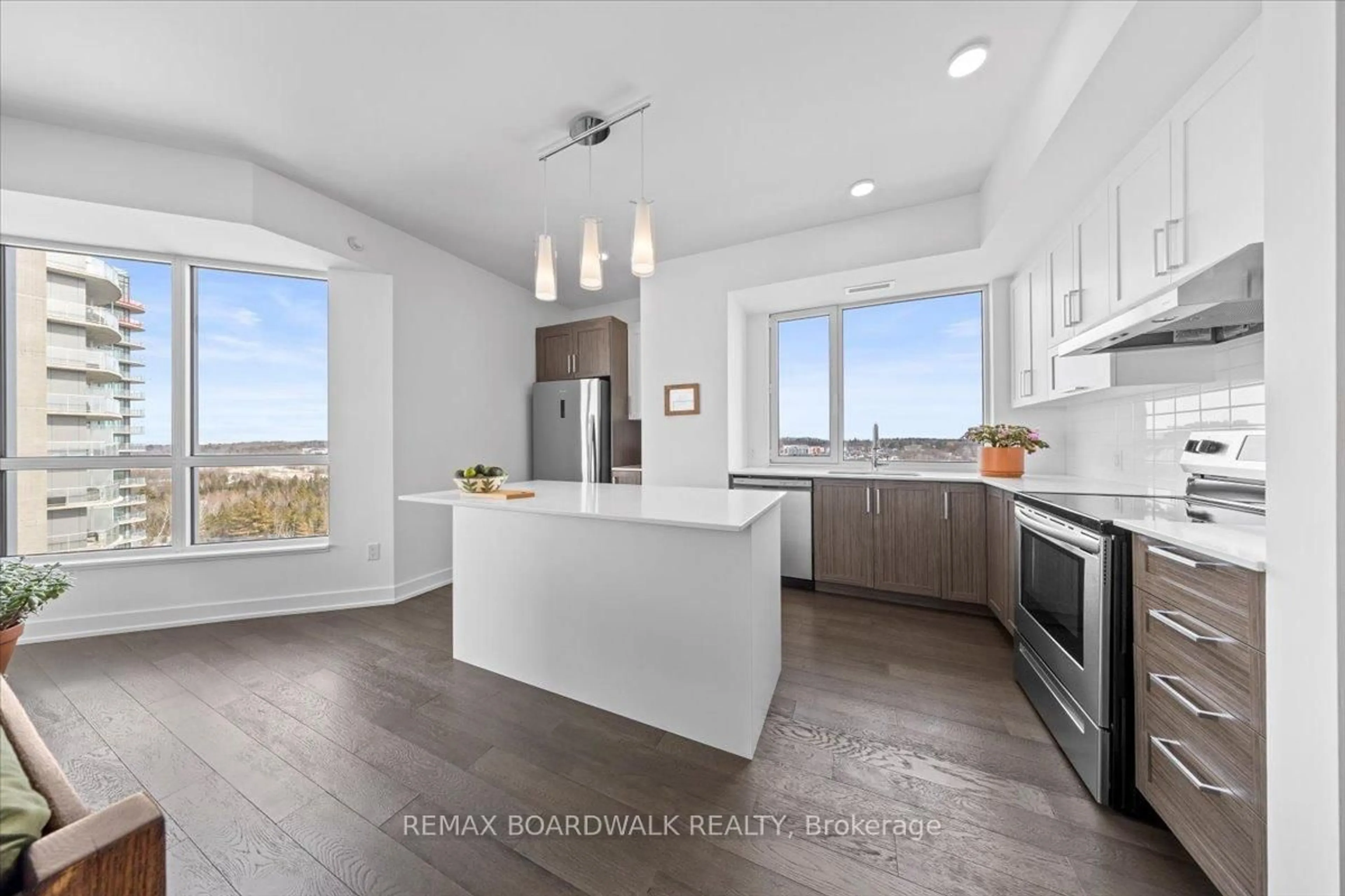 Open concept kitchen, unknown for 200 Inlet Private #1402, Ottawa Ontario K4A 5H3