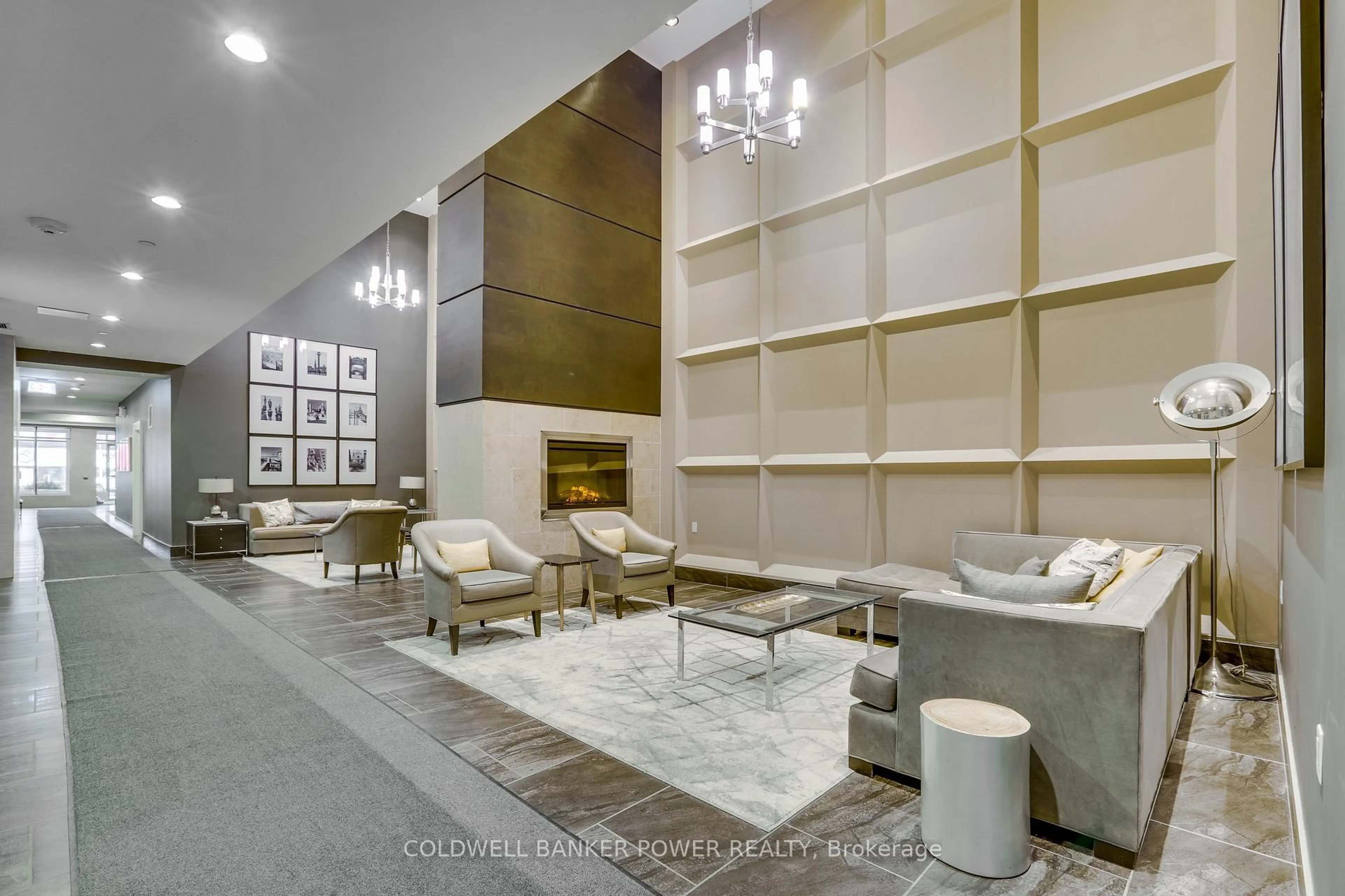 Lobby for 330 Ridout St #1311, London East Ontario N6C 3Z3