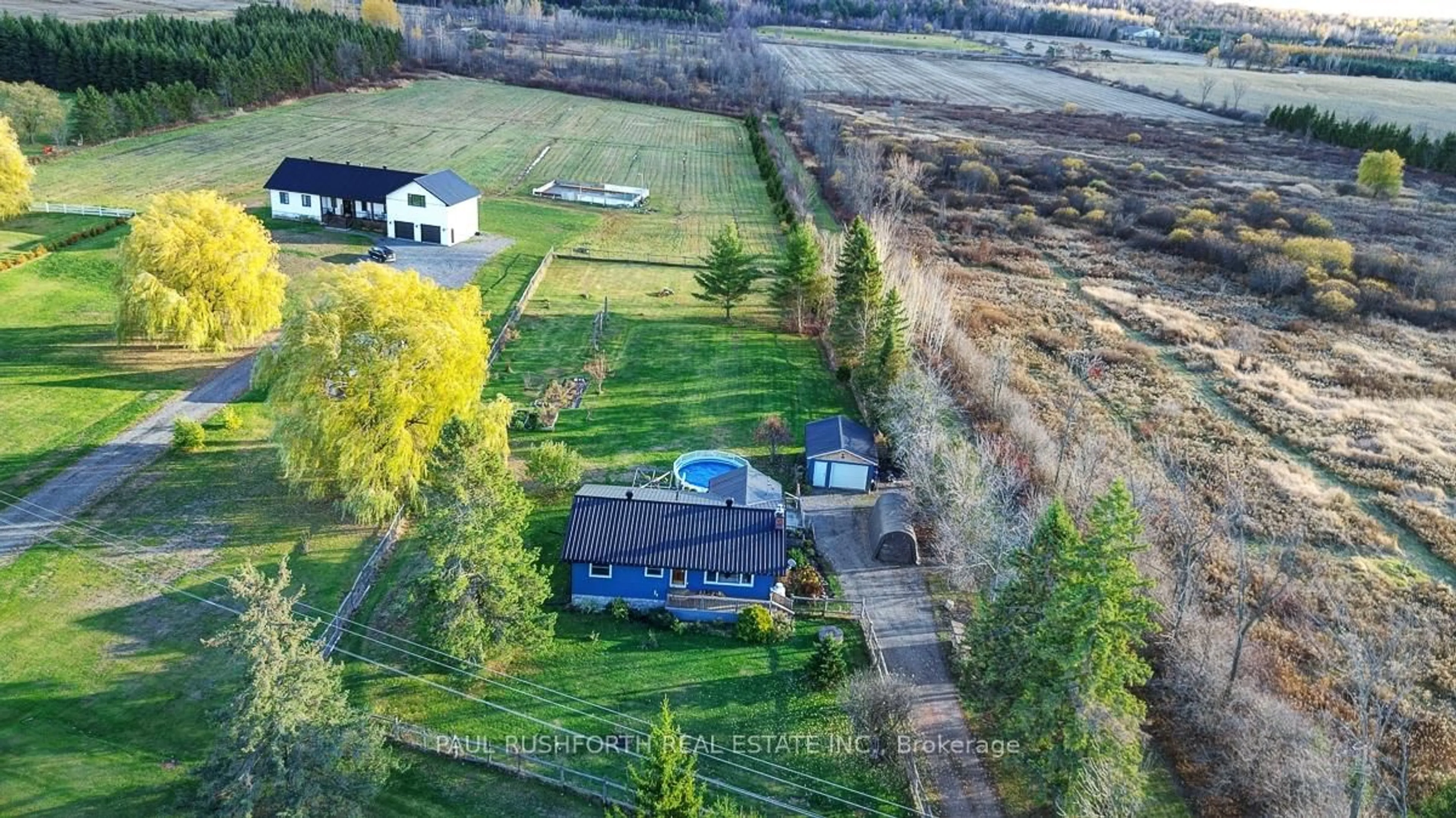 A pic from outside/outdoor area/front of a property/back of a property/a pic from drone, water/lake/river/ocean view for 3304 Old Highway 17, Clarence-Rockland Ontario K4K 1W3