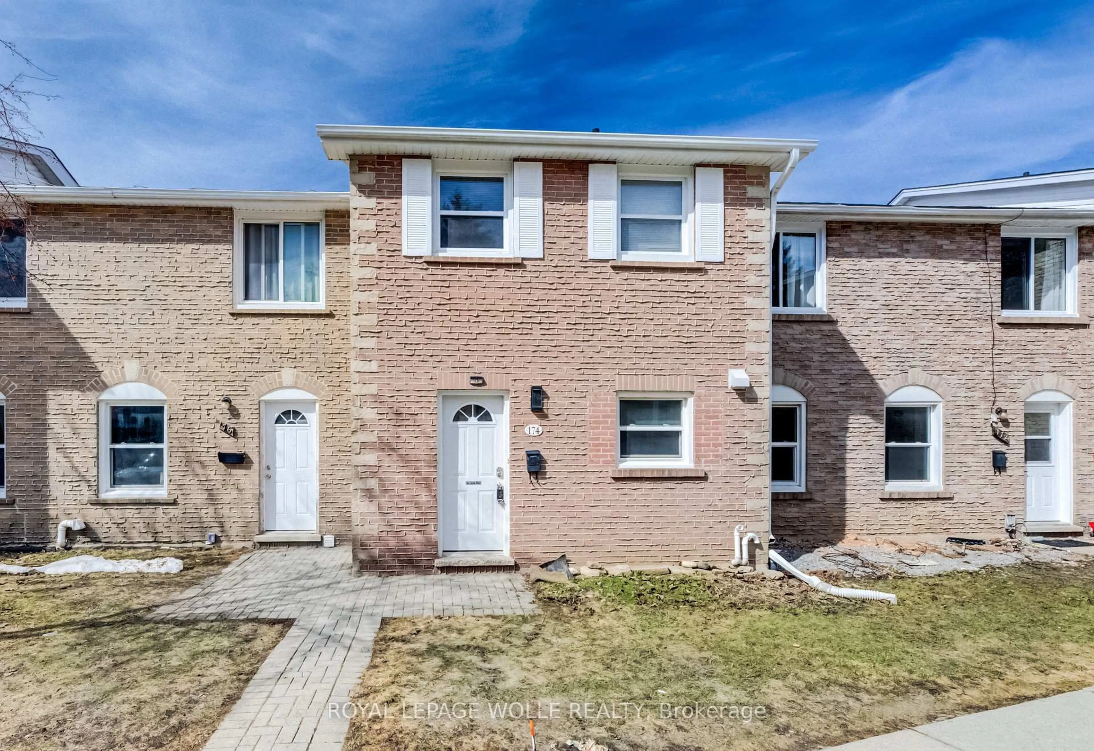 Home with brick exterior material, street for 174 Westcourt Pl, Waterloo Ontario N2L 2R7