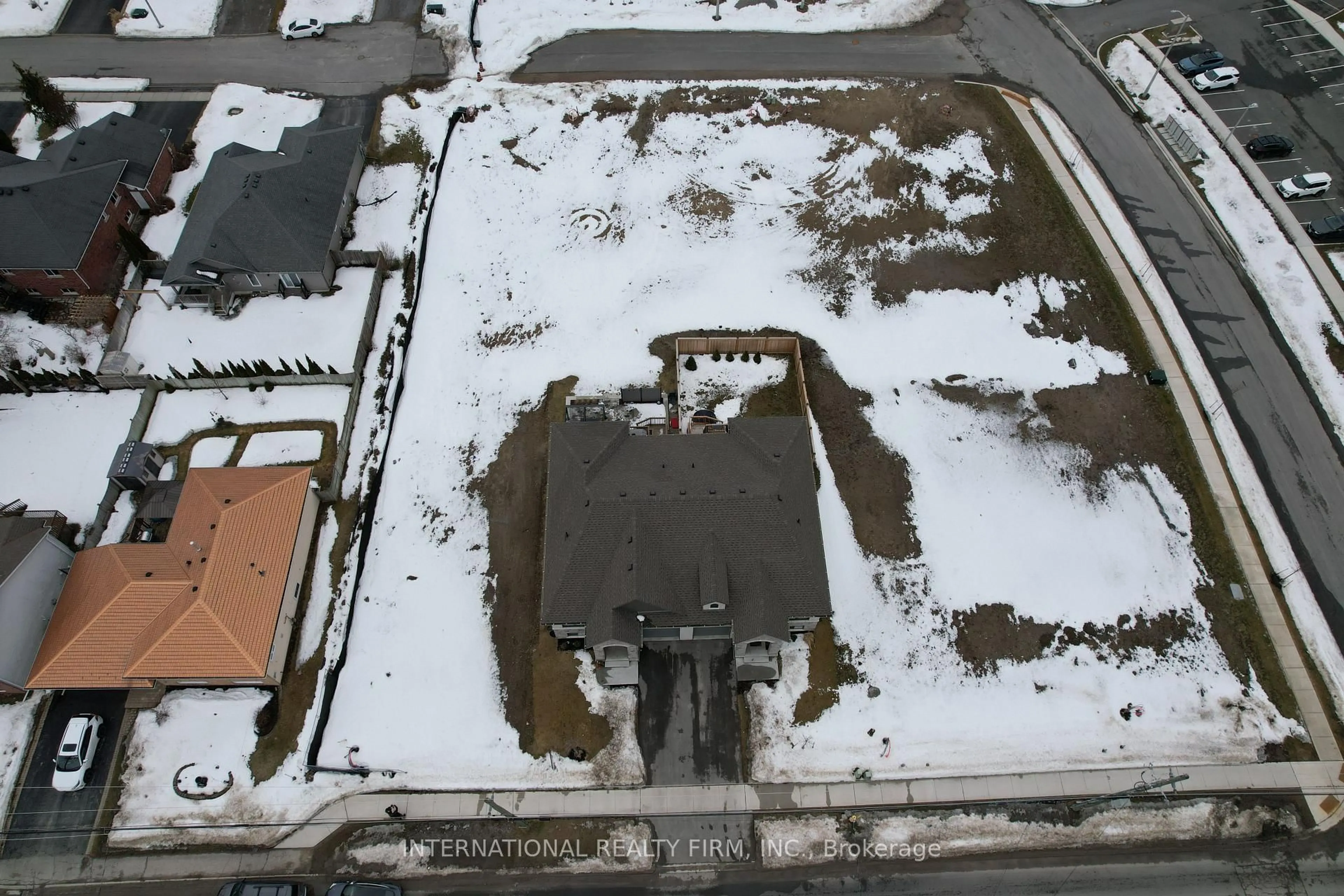 A pic from outside/outdoor area/front of a property/back of a property/a pic from drone, building for 80 Cedar St, Brighton Ontario K0K 1H0